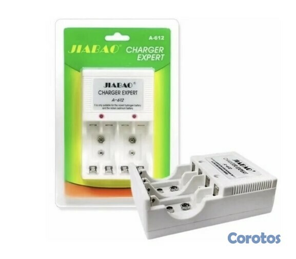 otros electronicos - CARGADOR DE PILAS 2AA Y 3AAA A-612
