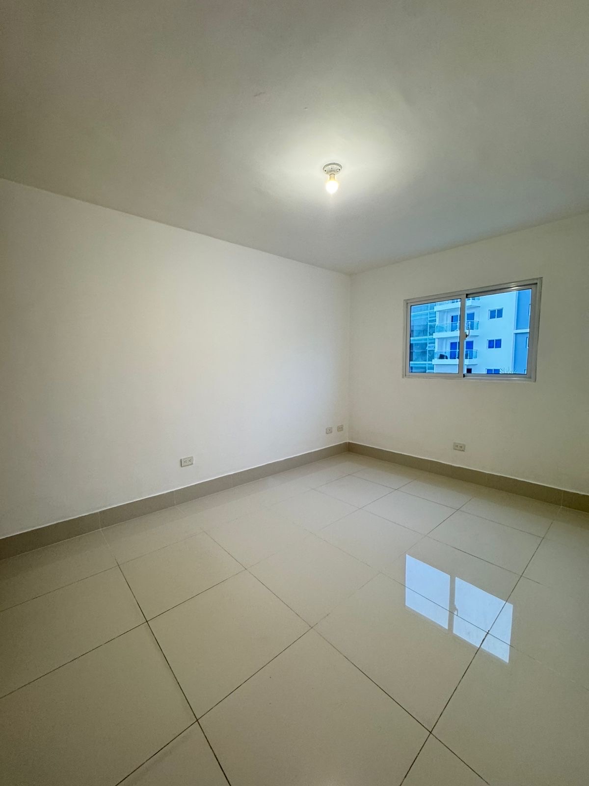 apartamentos - Alquilo en Cerro Alto 6