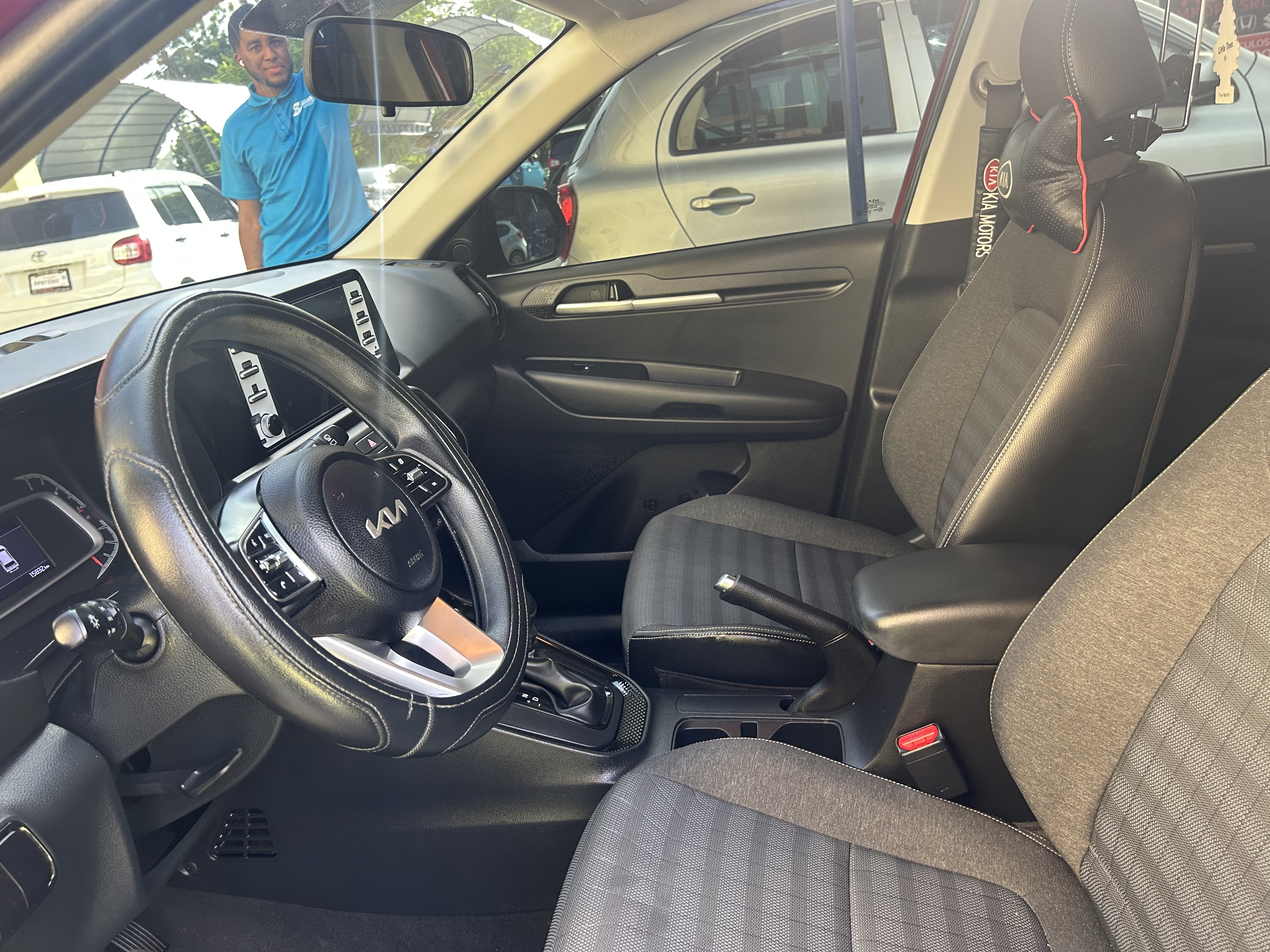 jeepetas y camionetas - KIA SONET 2023 7