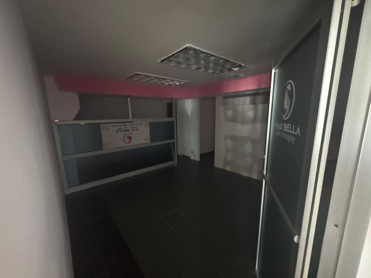 oficinas y locales comerciales - LOCAL COMERCIAL (2do Nivel) 4