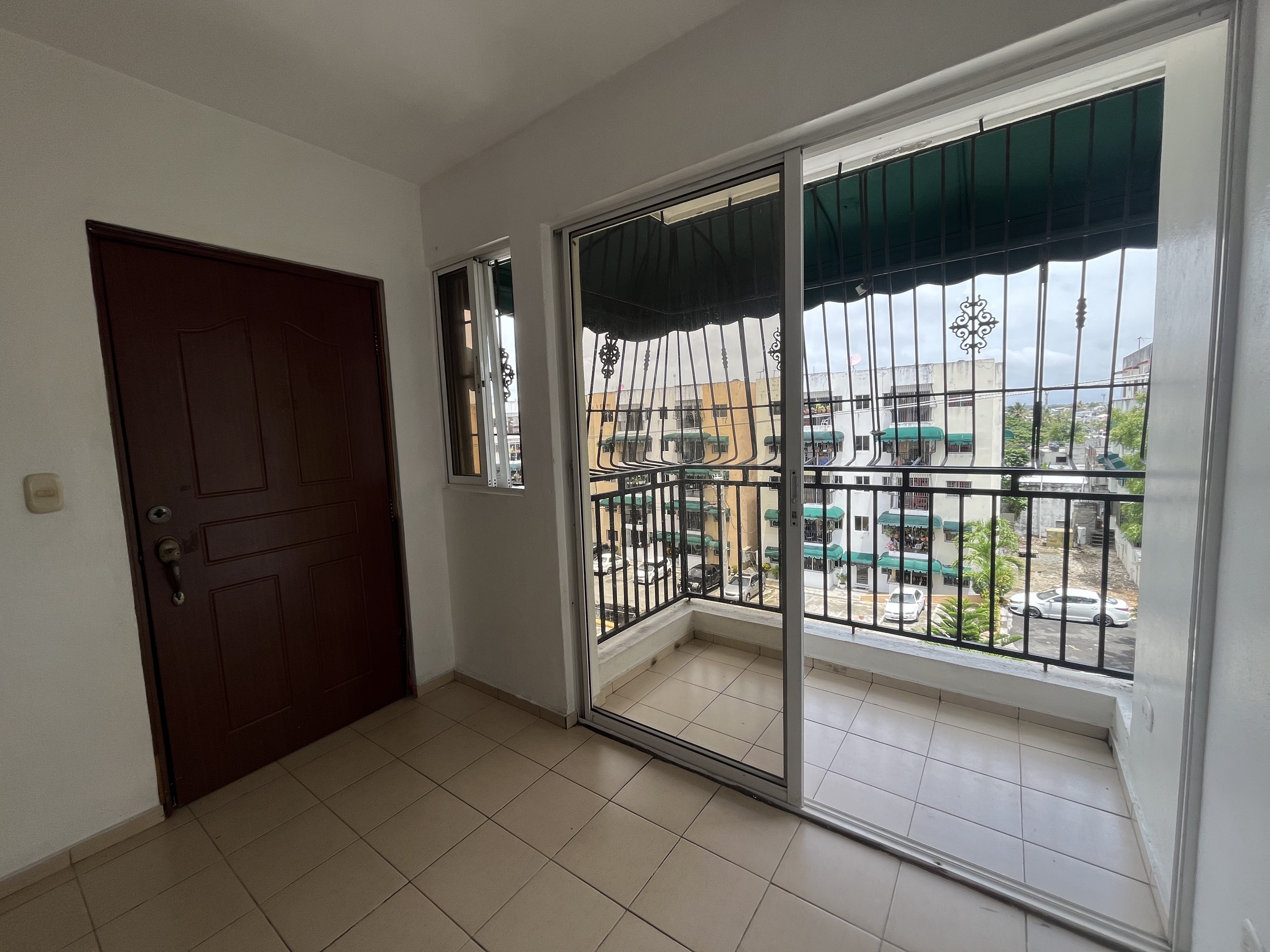 apartamentos - APARTAMENTO cerca estación metro Hermanas Mirabal 7