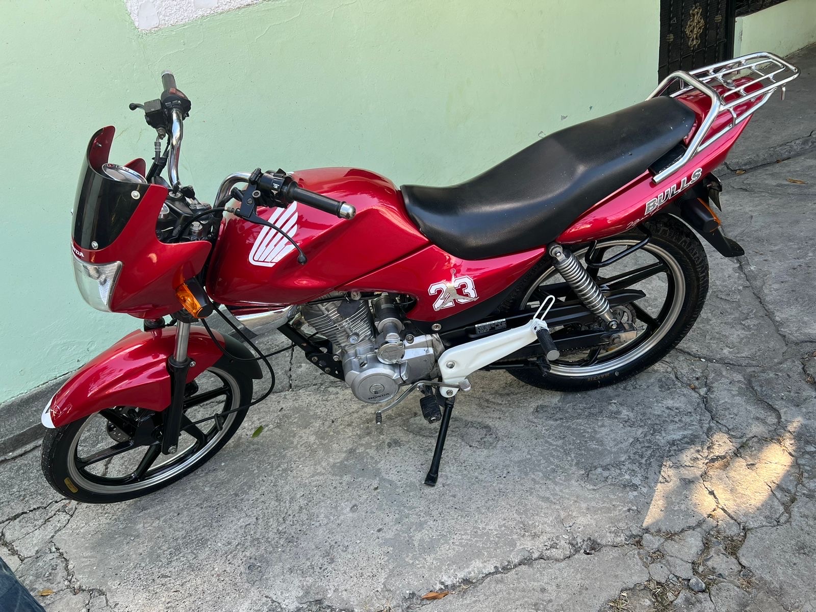 motores y pasolas - Honda Storm 125