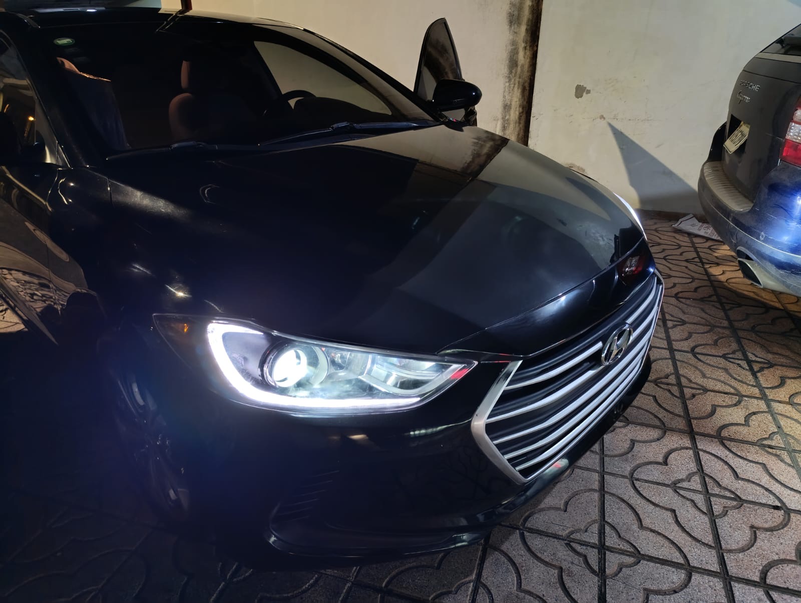 carros - Yhundai Elantra 2017 en perfectas condiciones niti 8