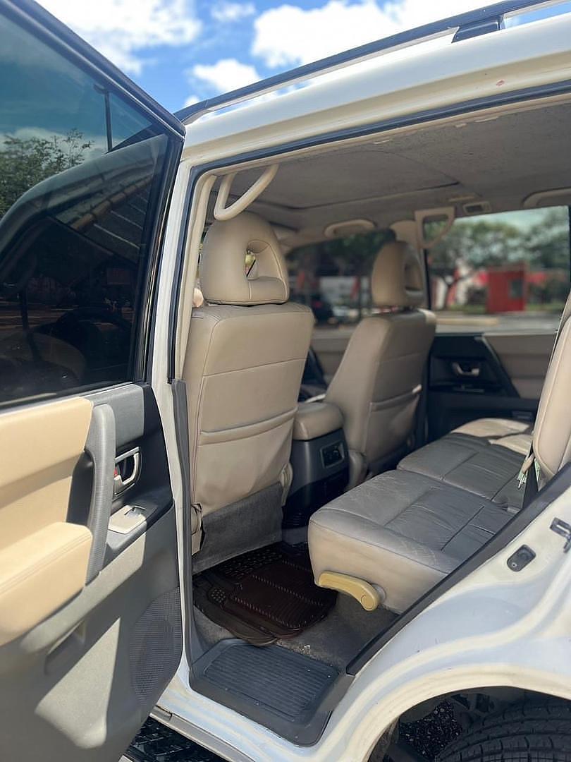 jeepetas y camionetas -  Mitsubishi Montero 2005 NEGOCIABLE 5