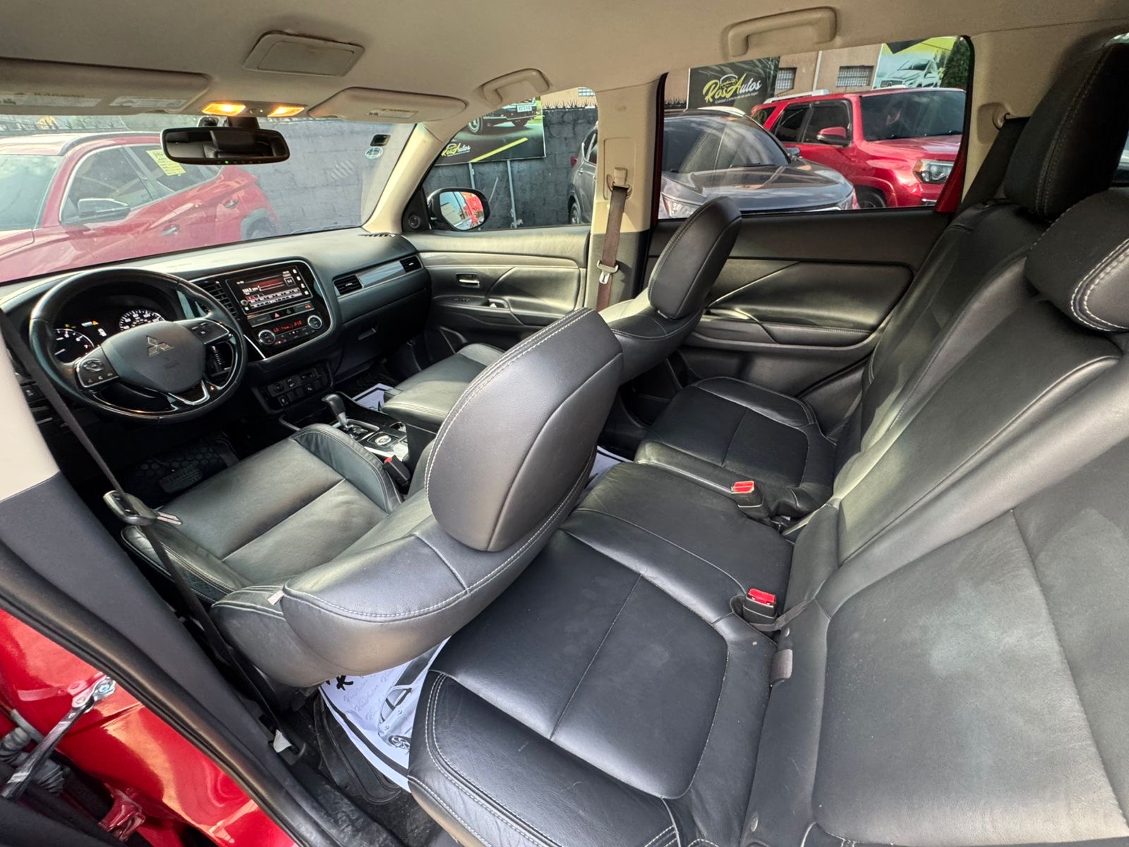 jeepetas y camionetas - Mitsubishi Outlander SEL 2019 6