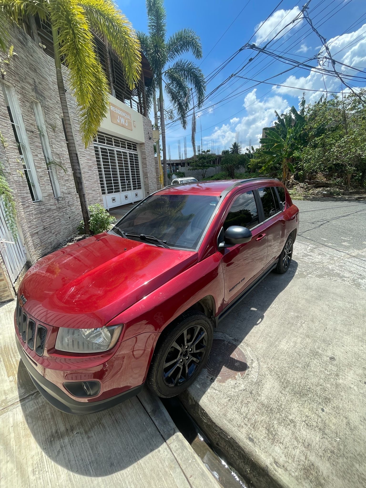 jeepetas y camionetas - oportunidad se vende Jeep Compass 2015 negociable  0