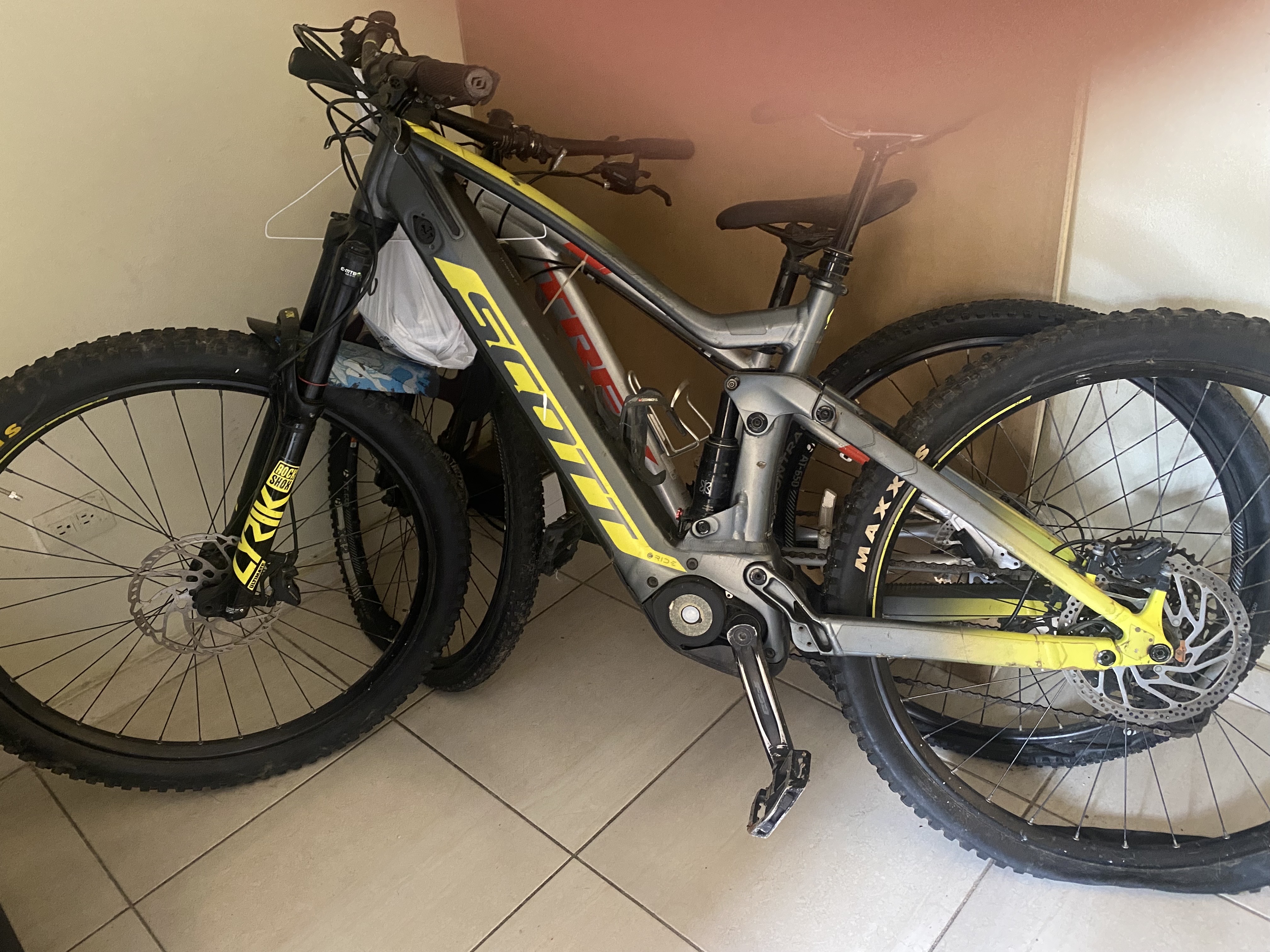 bicicletas y accesorios - Scott eBike Eléctrica BIG 29 STRIKE ERIDE 940
 0