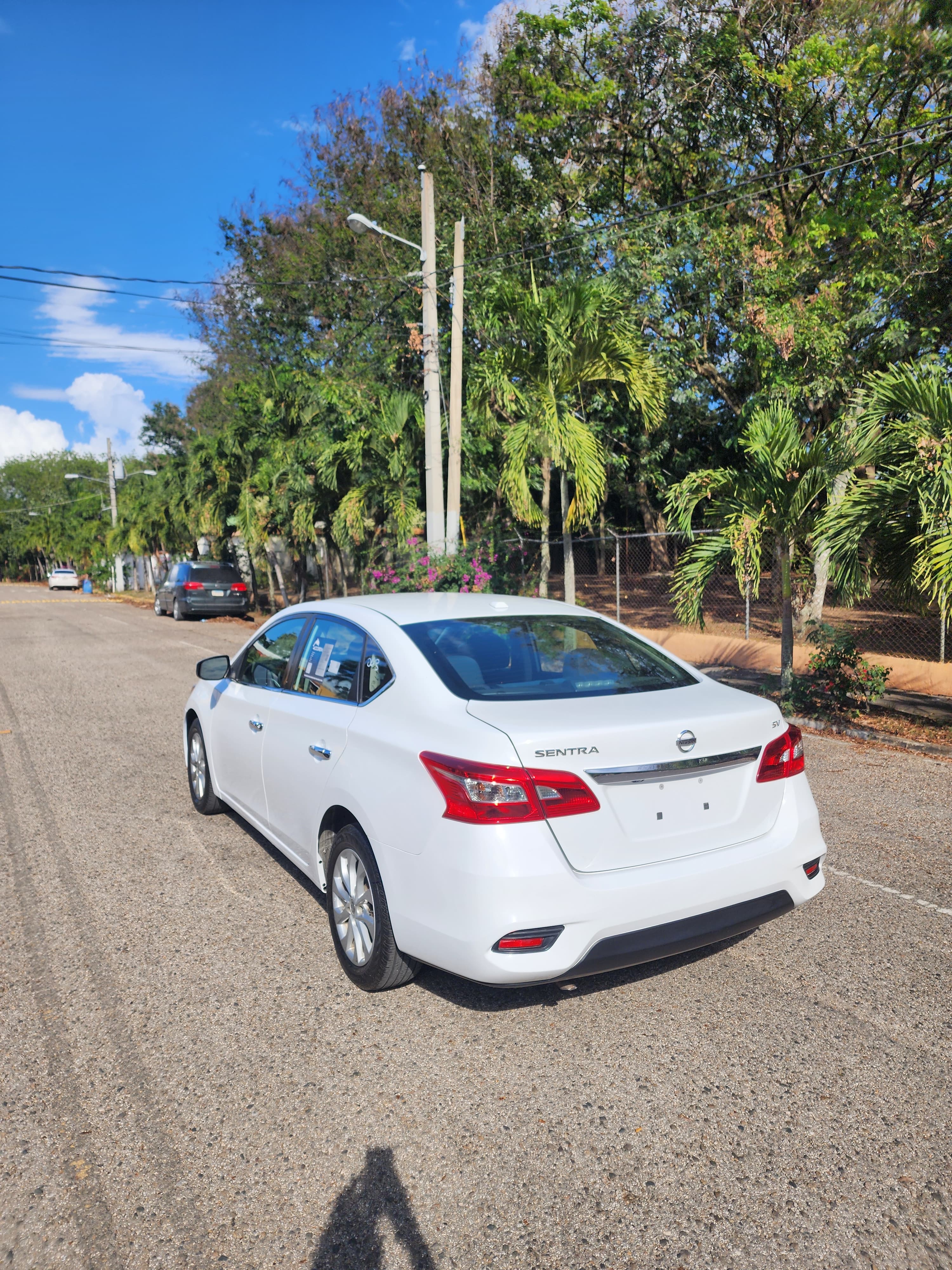 carros - Nissan sentra sv 2019 3