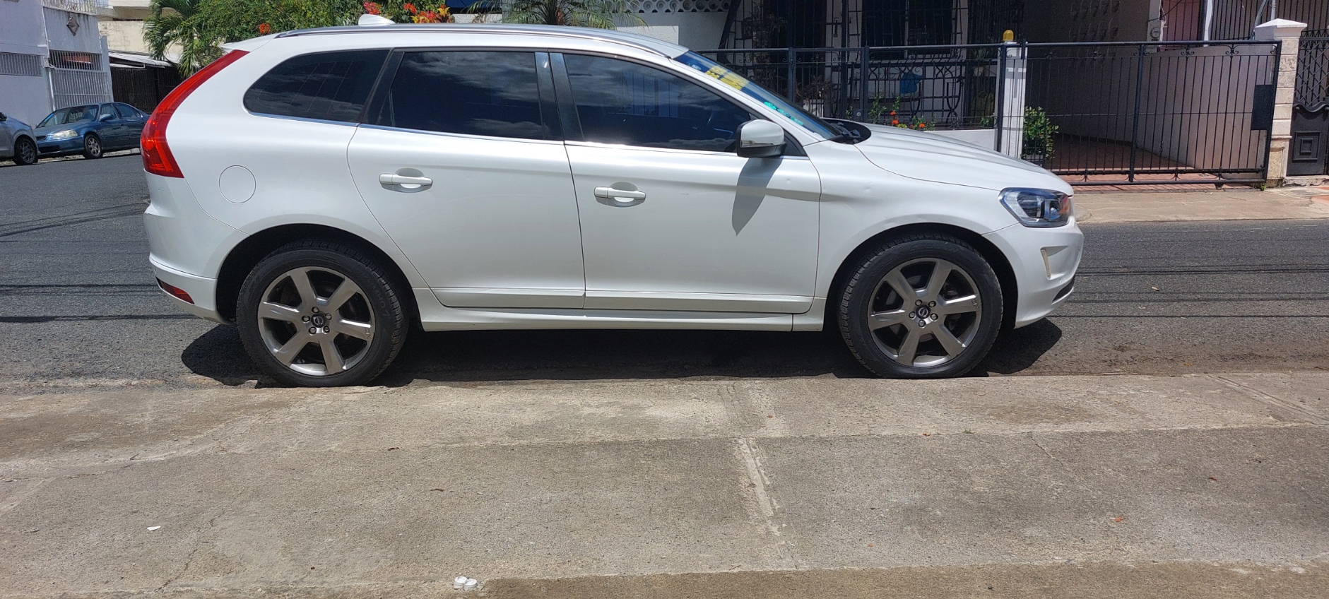 jeepetas y camionetas - VOLVO XC60 2015 1