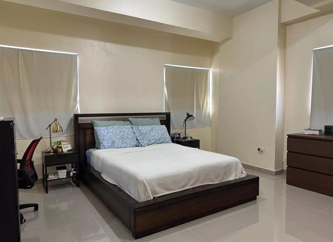 apartamentos - VENTA DE PENTHOUSE EN EL SECTOR EL MILLÓN/ CONDOMINIO ENSANCHE QUISQUEYA
US$240, 3