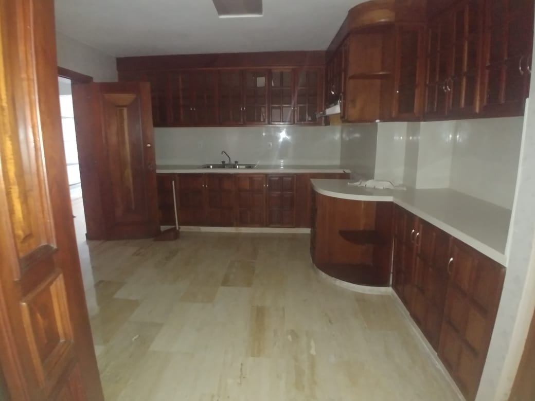 apartamentos -  Bella Vista Apartamento muy Amplio y Remodelado 1