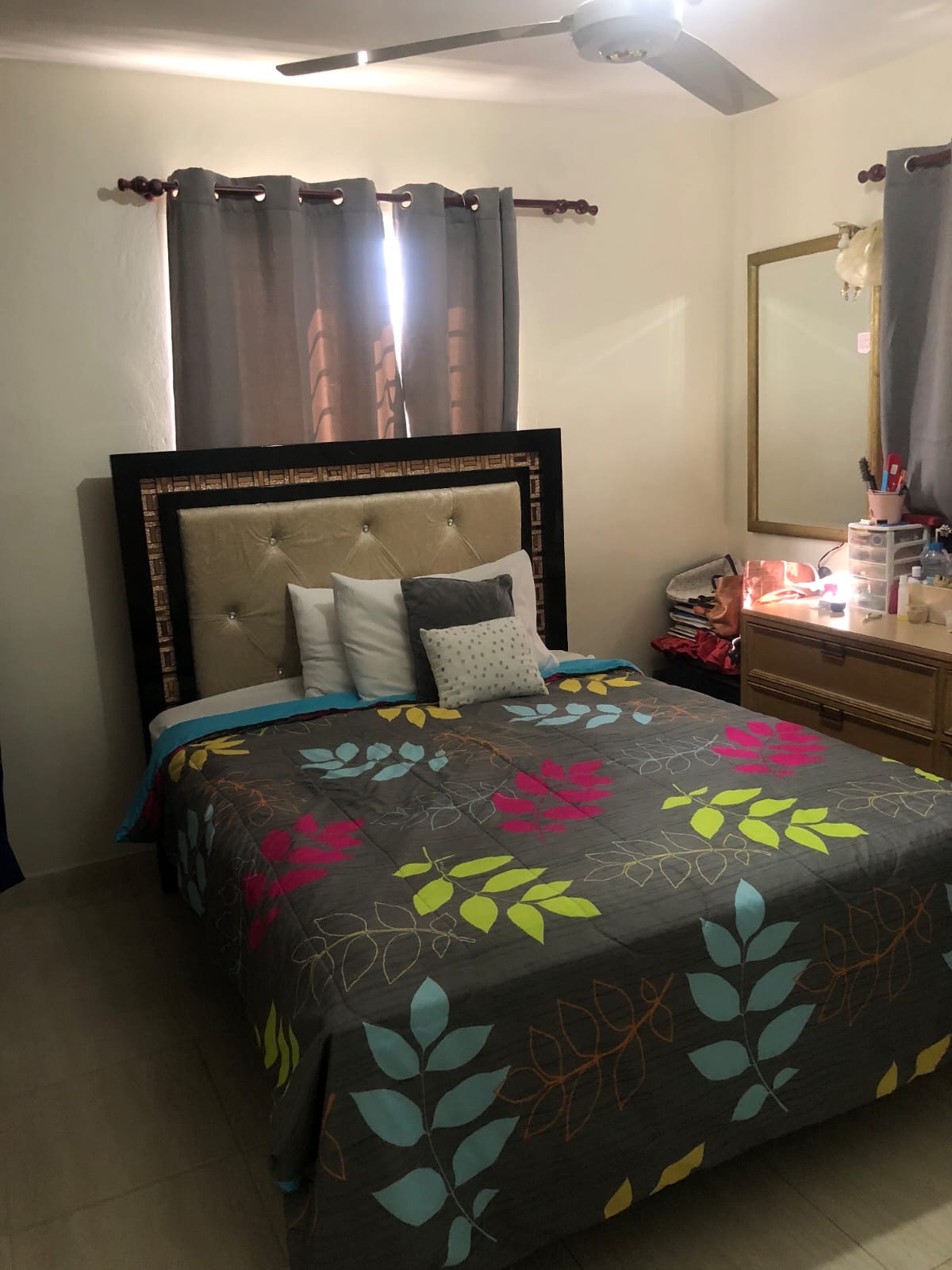 apartamentos - Apartamento en 2do nivel excelente, 3.7 Neg  8