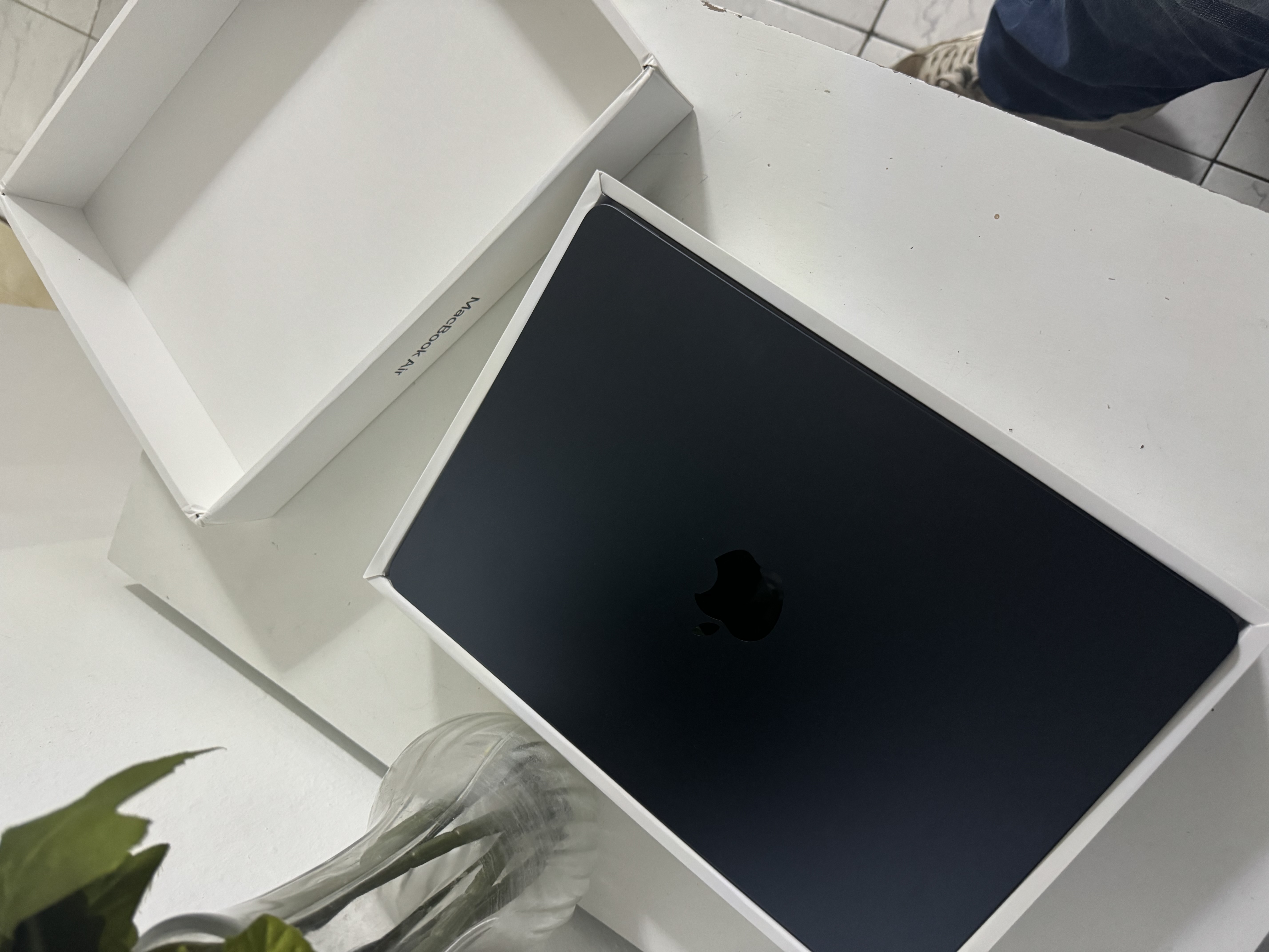computadoras y laptops - MacBook Air de 16/256 2022 nueva 