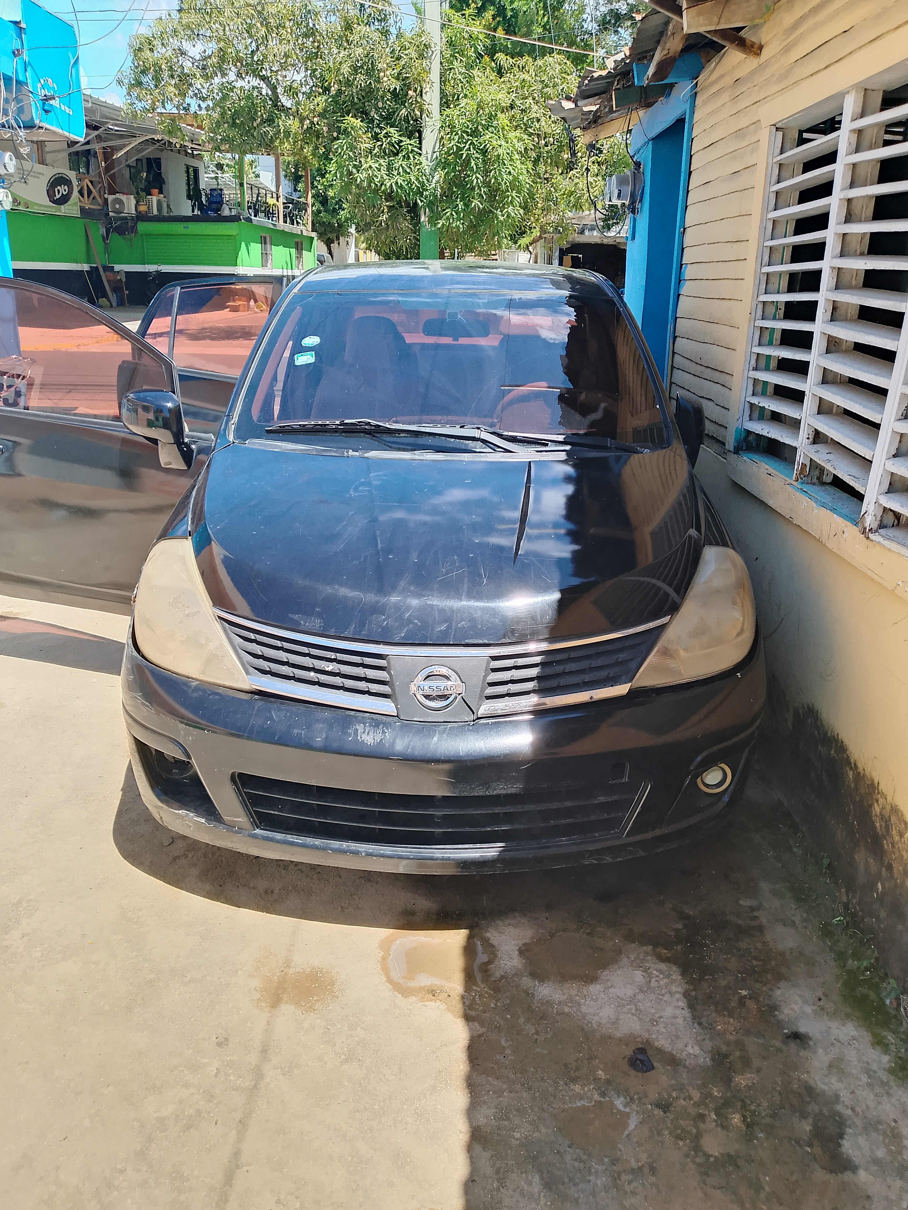 carros - Nissan versa 2009 5