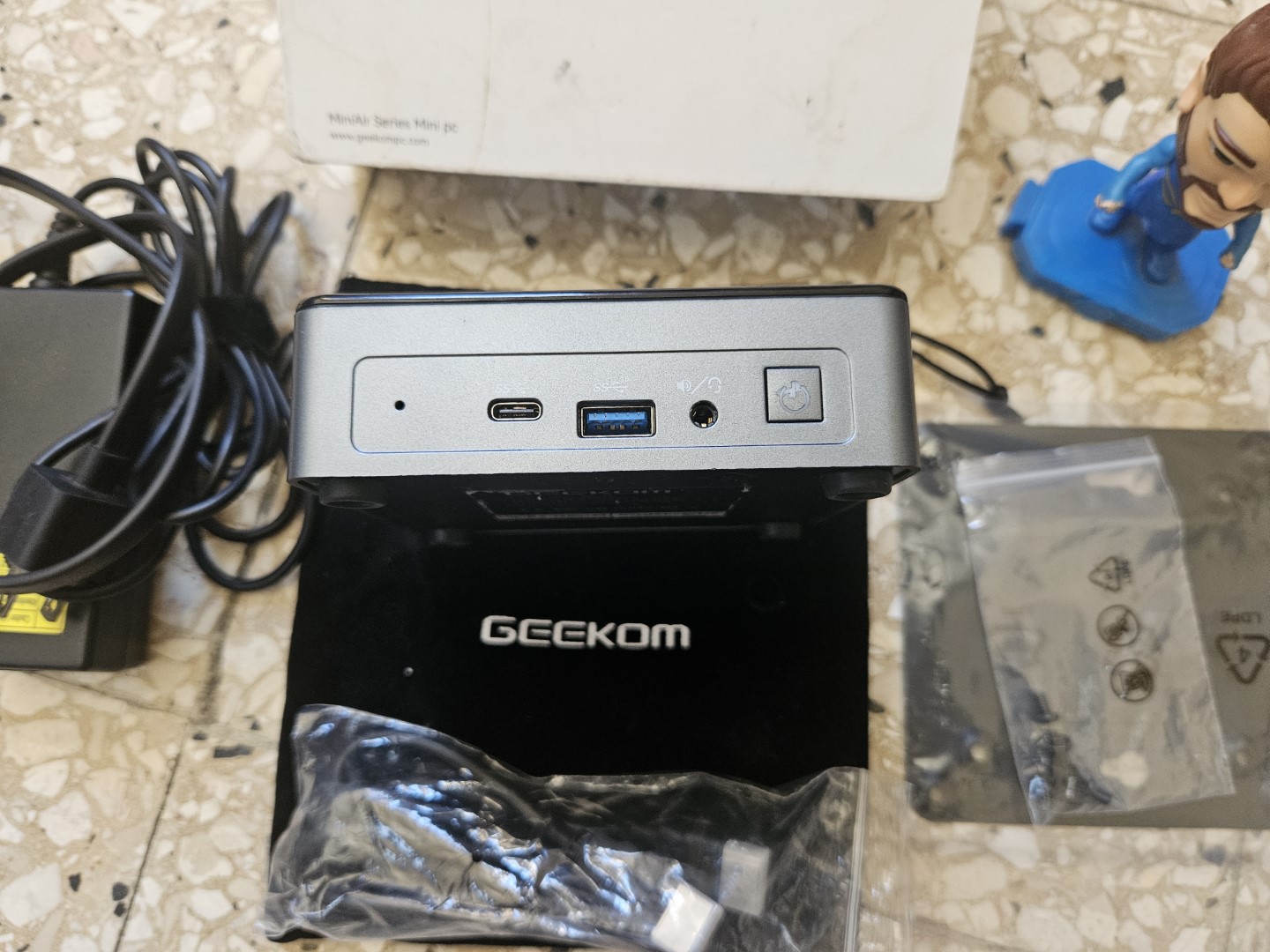 computadoras y laptops - Mini PC Geekom MiniAir 11 3