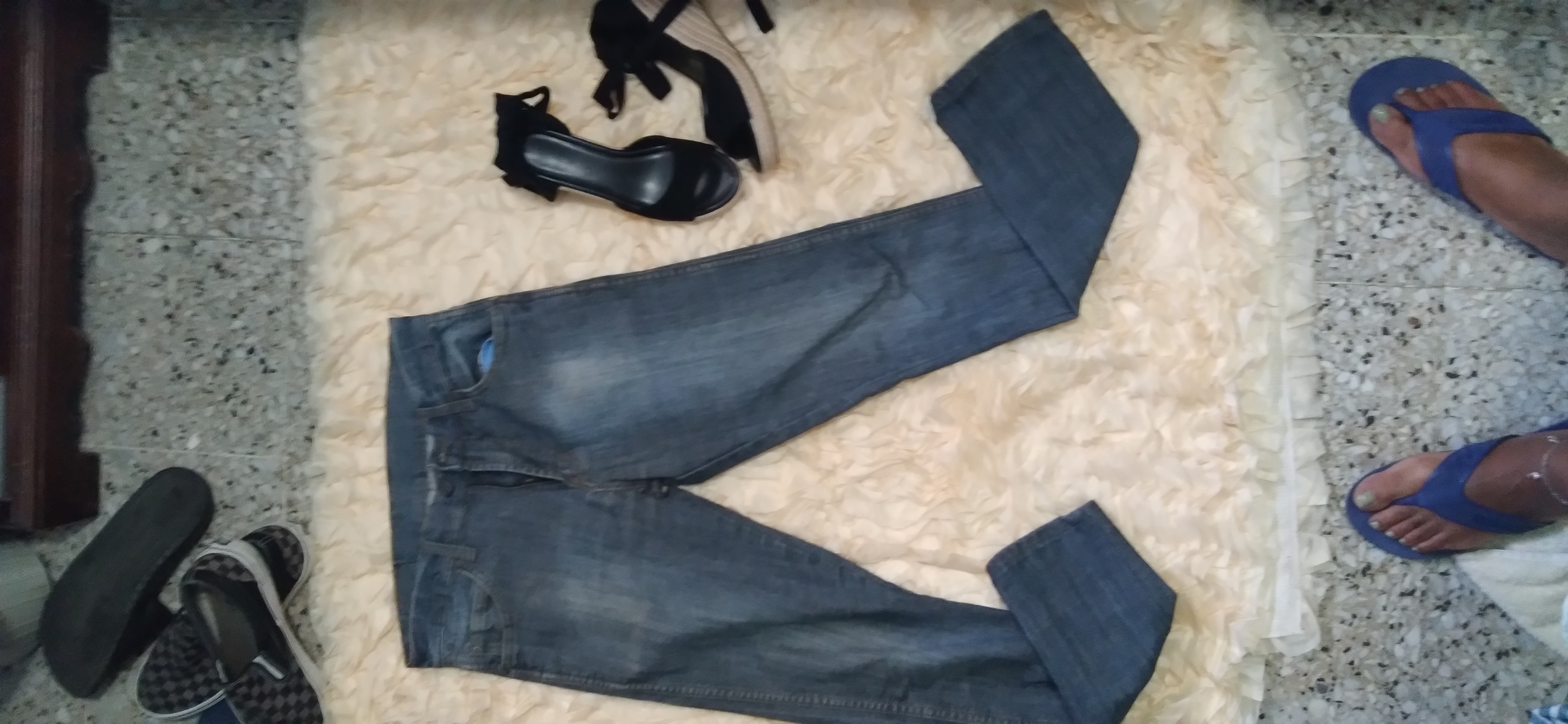 ropa para hombre - Vendo pantalones jeans usados 0