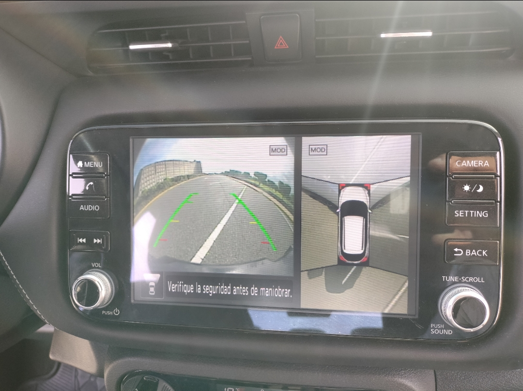 jeepetas y camionetas - Nissan kicks exclusive financiamiento disponible  4