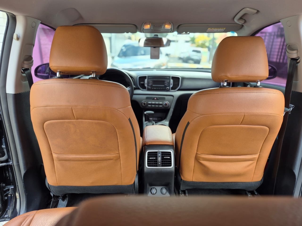 jeepetas y camionetas - Kia Sportage 2017 Negra. 950 mil negociable 7