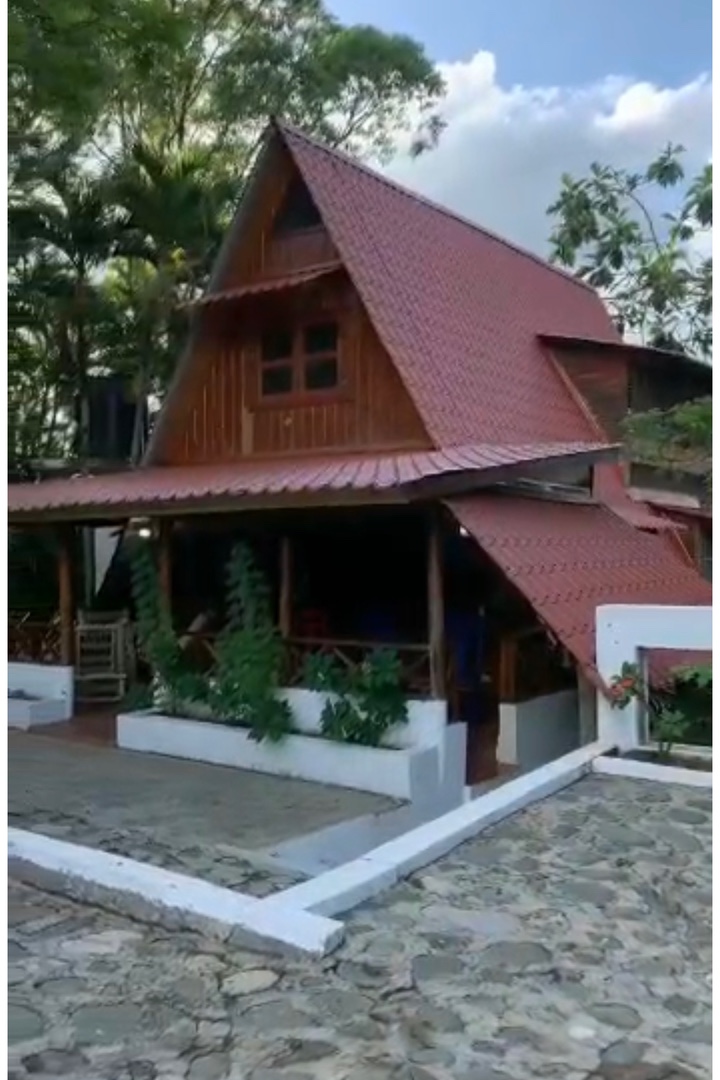 casas vacacionales y villas - Venta de Villa en jarabacoa con 1000mts de terreno 0