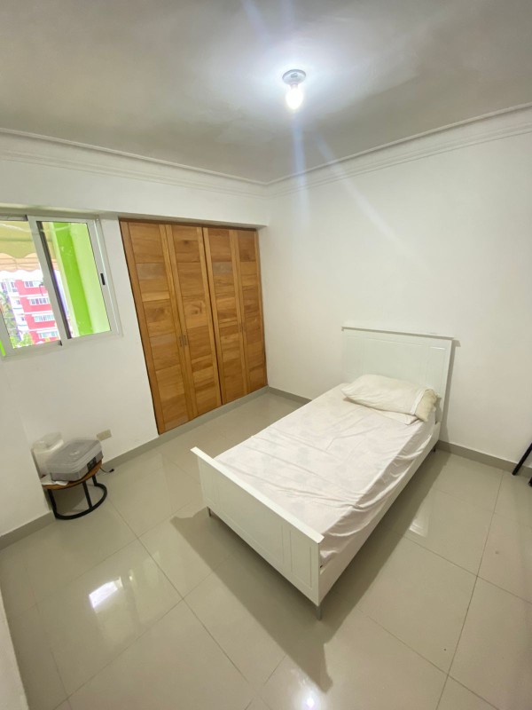 apartamentos - Vendo Apartamento en los Restauradores 2