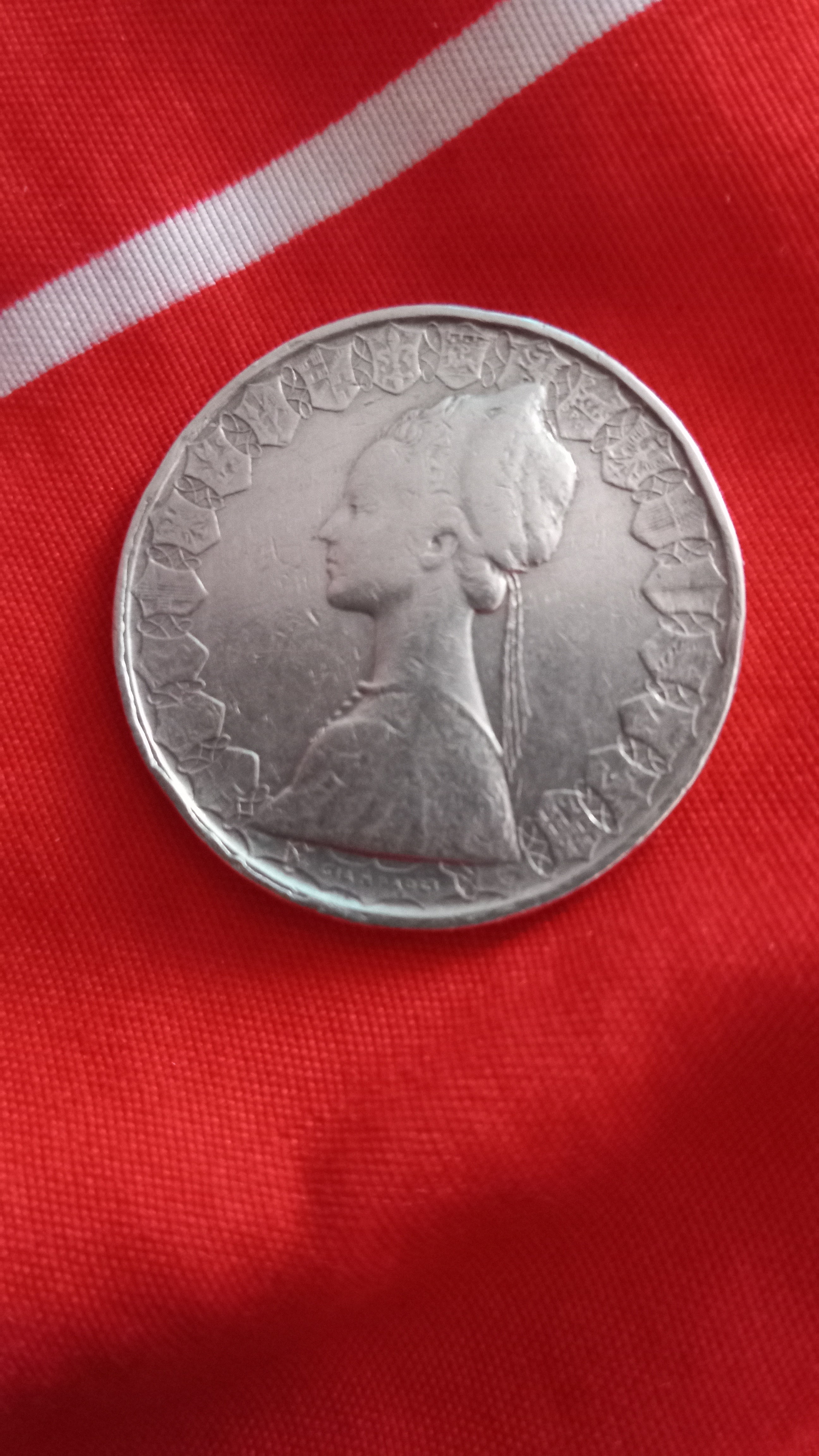 hobby y coleccion - Venta de monedas de plata y de 220 países  7