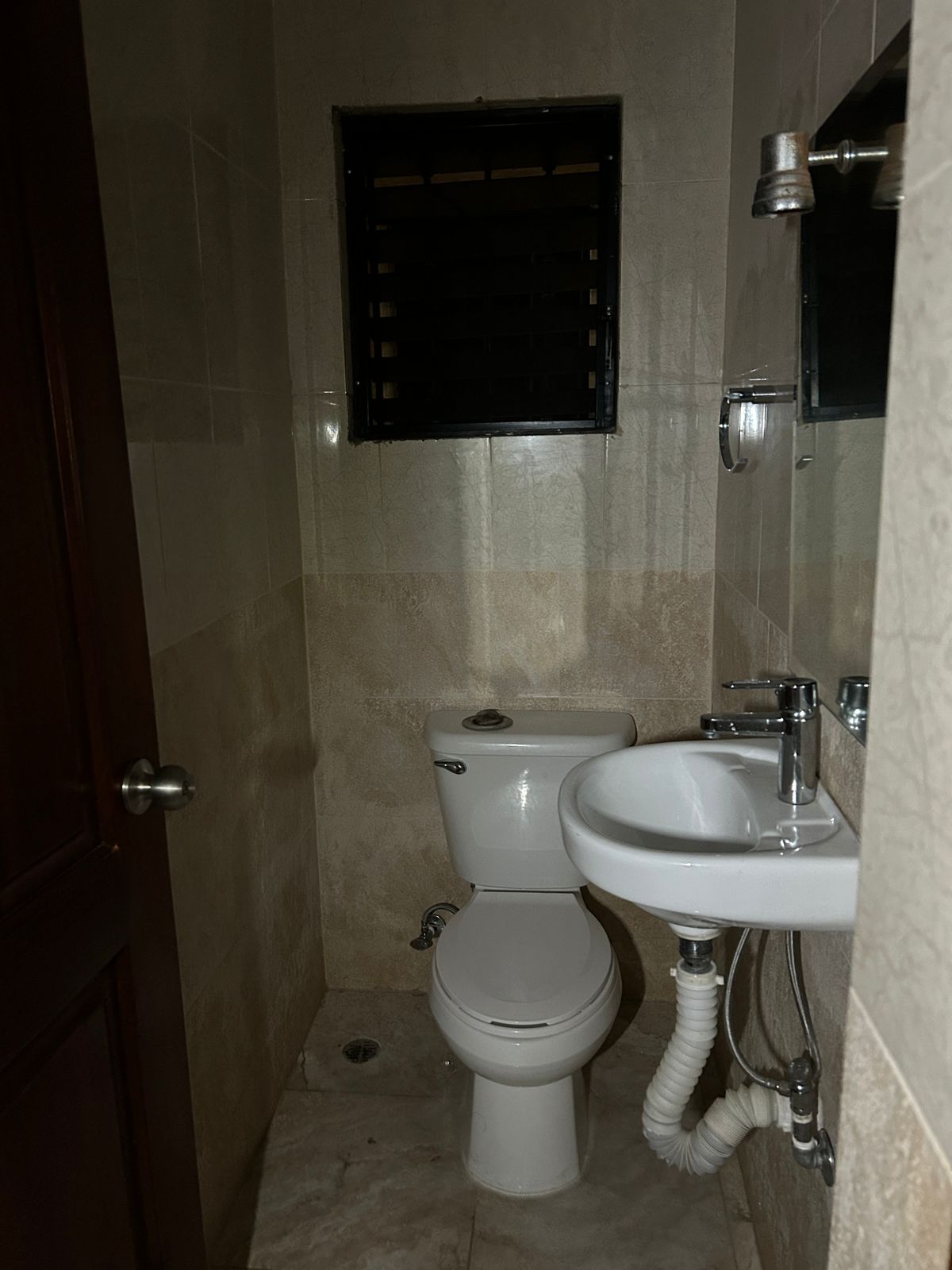 apartamentos - Alquiler de Apartamento en el Millon Primer piso 1