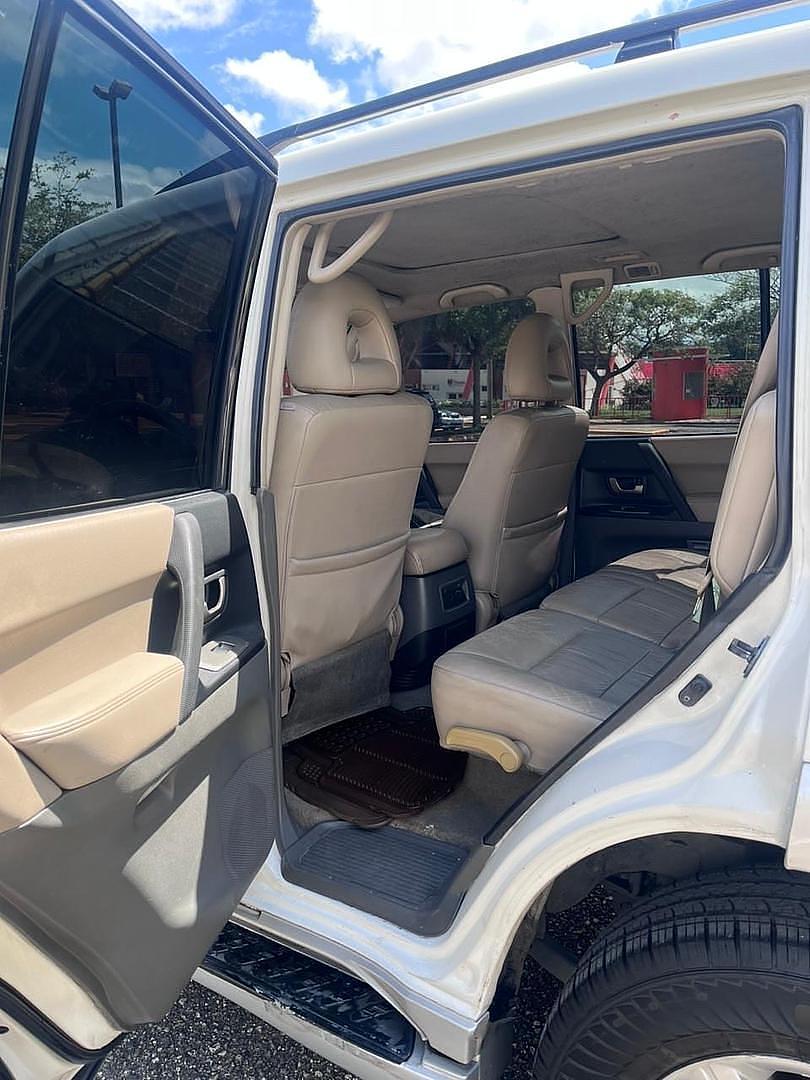 jeepetas y camionetas -  Mitsubishi Montero 2005 NEGOCIABLE 6