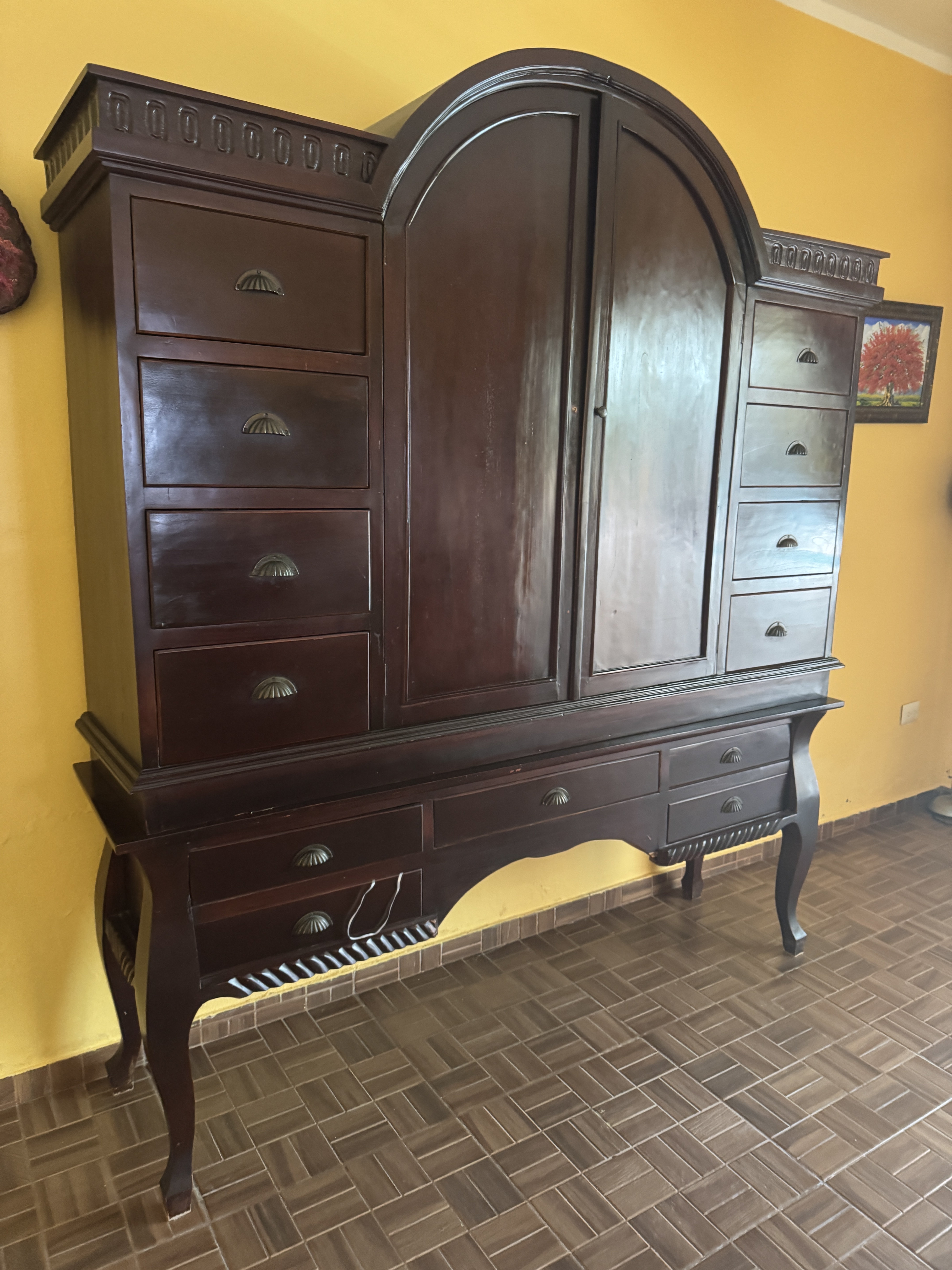 muebles y colchones - Gabinete de madera estilo colonial Madera TECA - conservación exquisita.
