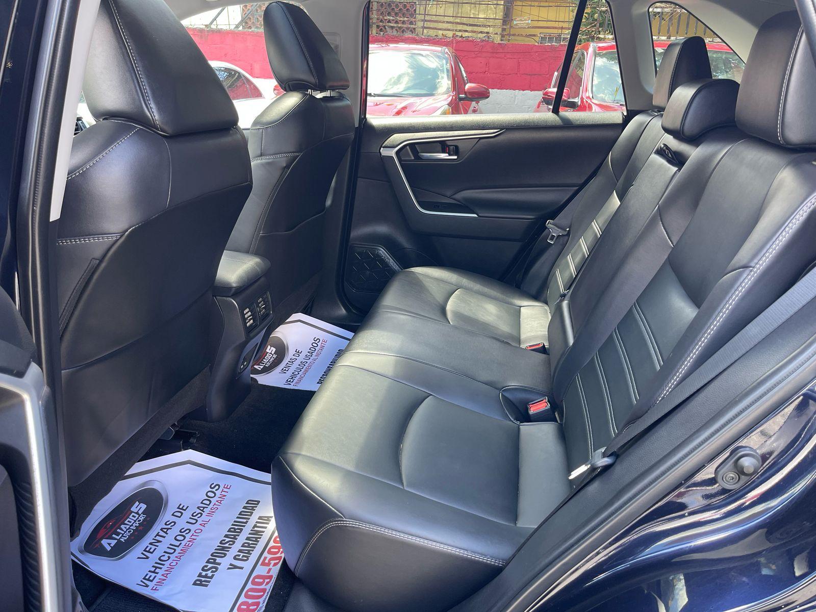 jeepetas y camionetas - Toyota Rav4 XLE PREMIUM 2022 Recien Importada 7