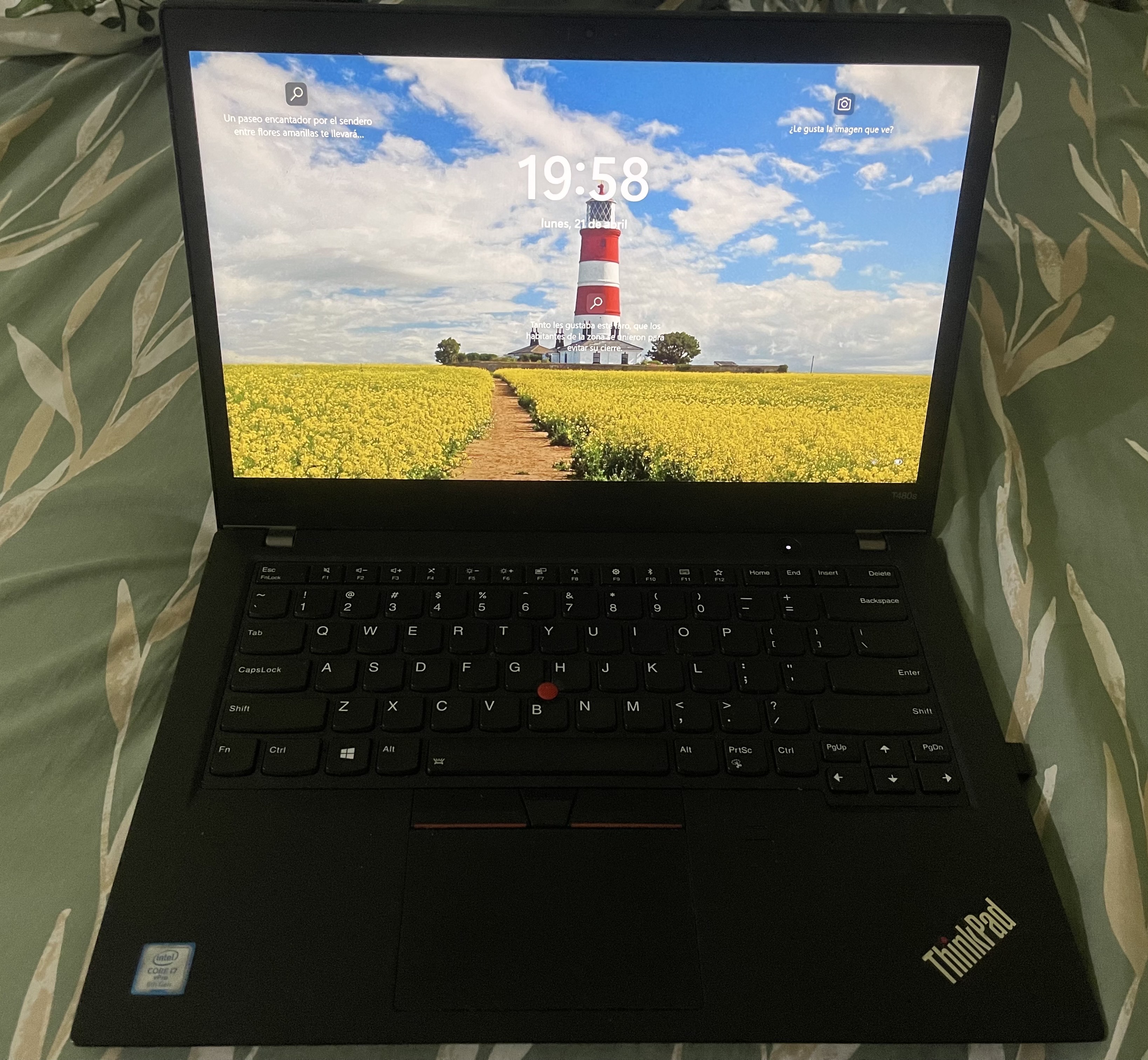 computadoras y laptops - VENDO LAPTOP LENOVO COMO NUEVA 0