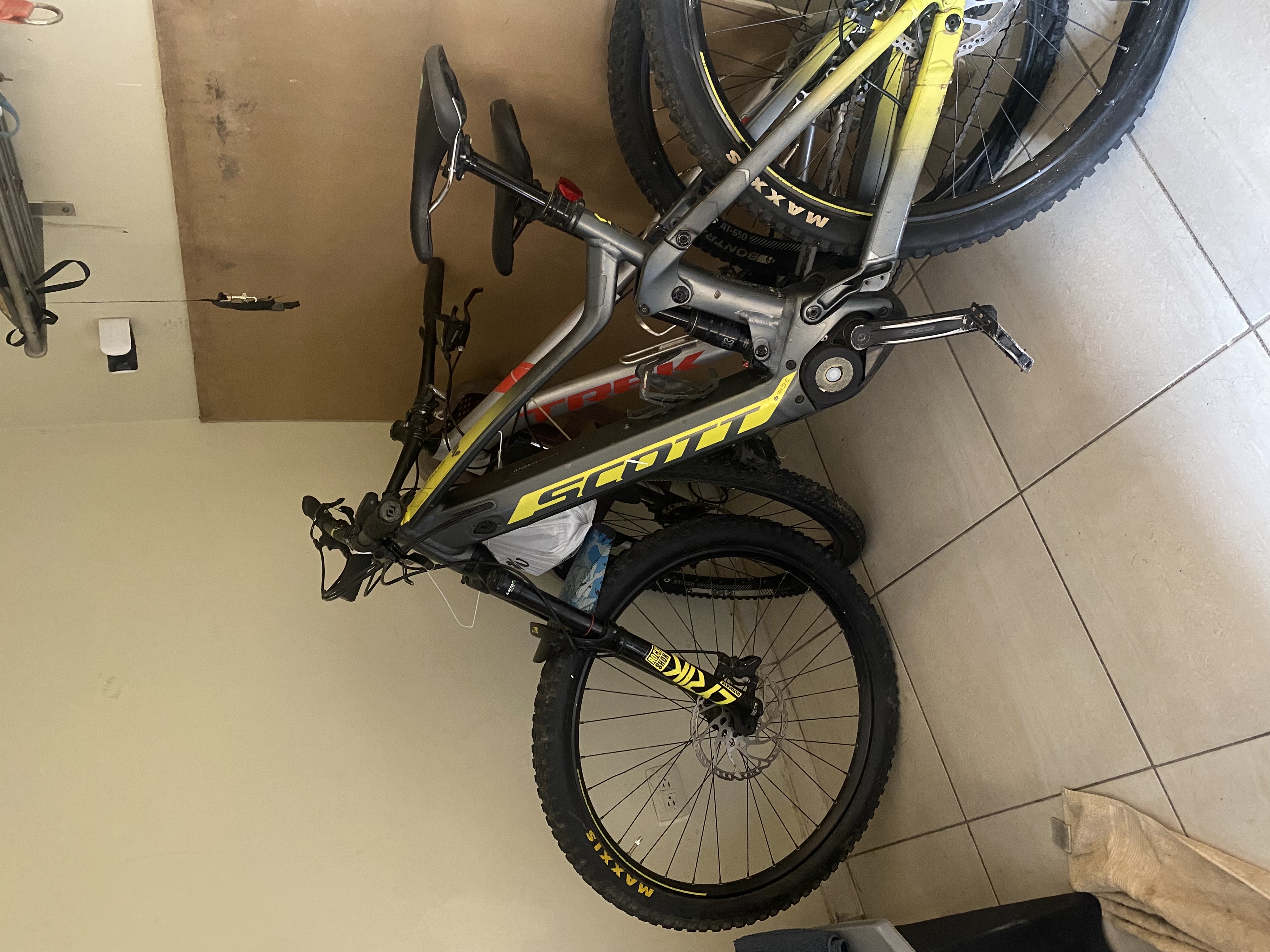 bicicletas y accesorios - Scott eBike Eléctrica BIG 29 STRIKE ERIDE 940
 1