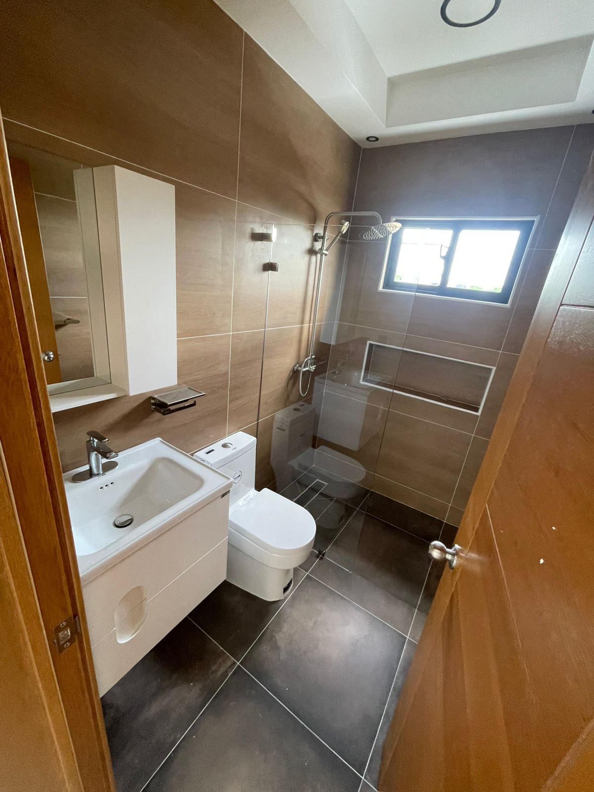 casas - CASA EN PRADO ORIENTAL LISTA PARA ENTREGA 1