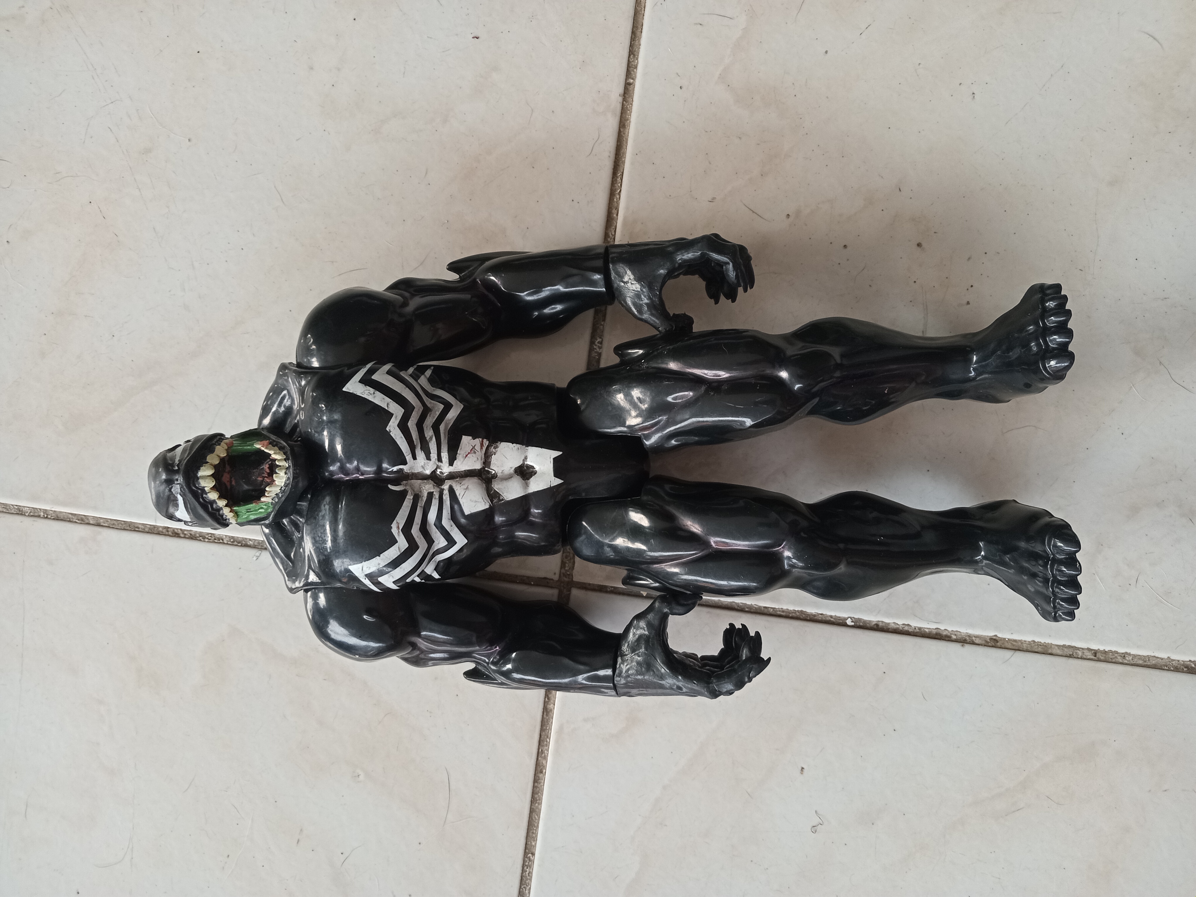 juguetes - Muñeco venom 1