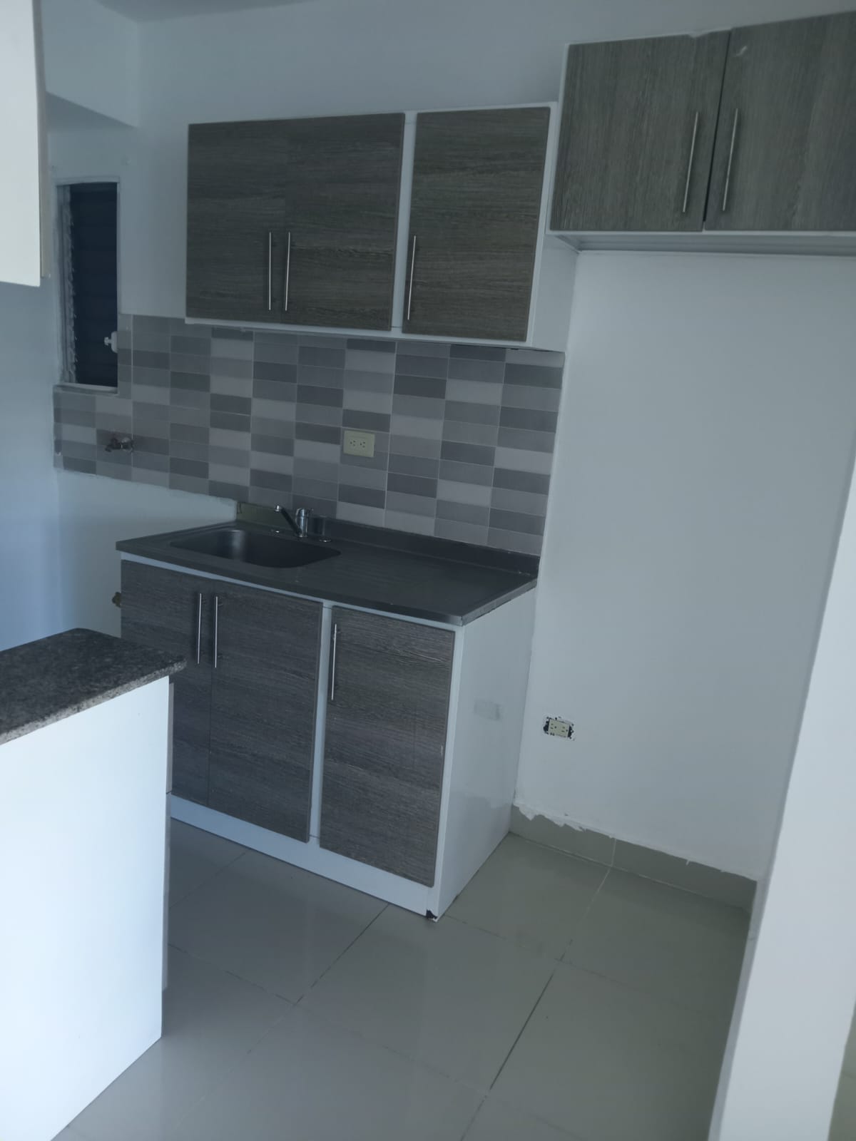 apartamentos - Se vende apartamento en Villas Naco 
km13 Autopista Duarte  2