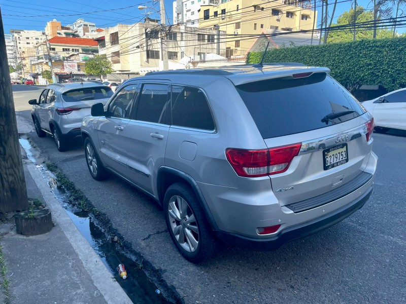jeepetas y camionetas - Jeep grand cherokee limited 2011 4x4