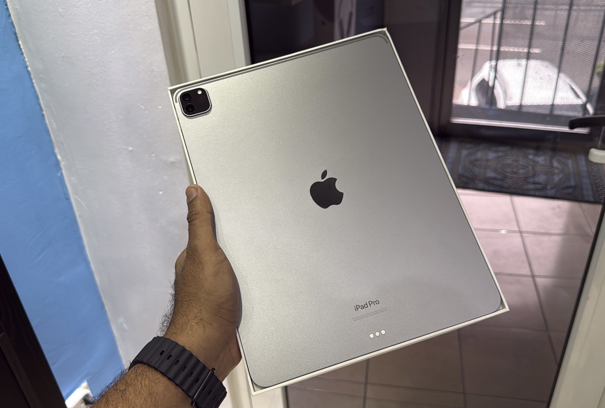 celulares y tabletas - iPad Pro 12,9 inch M2 6ta Gen Wi-Fi Space $ 40,500