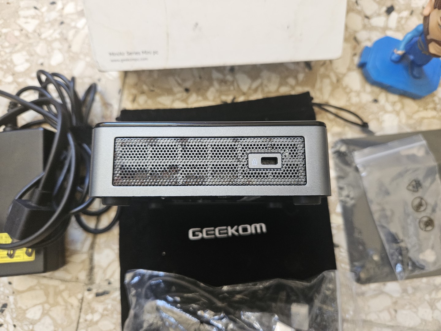 computadoras y laptops - Mini PC Geekom MiniAir 11 4