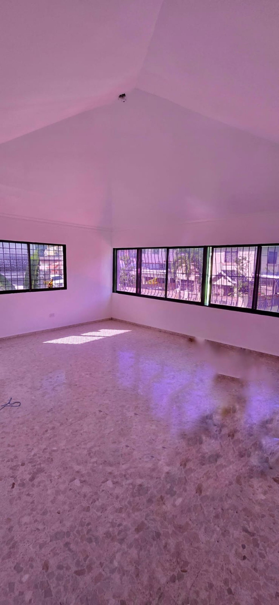 casas - ALQUILER DE CASA AMUEBLADA EN RES. ALAMEDA  6