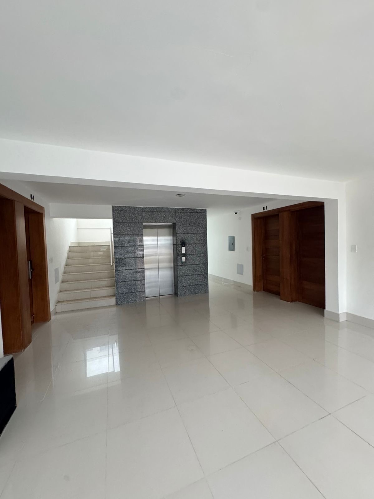 apartamentos - Alquilo en Cerro Alto 8