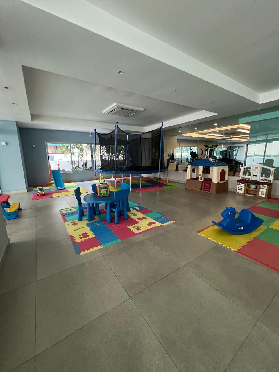 apartamentos - Alquilo  un lujoso Apartamento totalmente amueblado