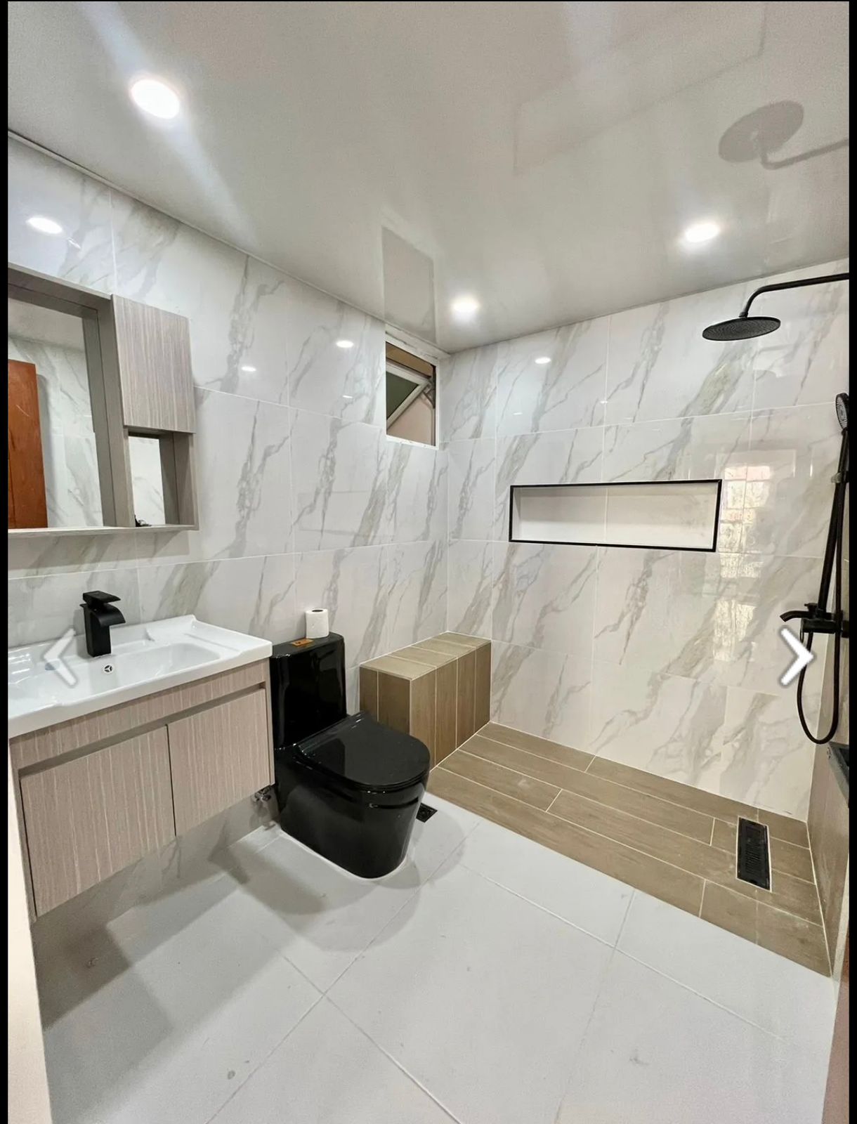 apartamentos - Apartamento en Venta en Piantini 0