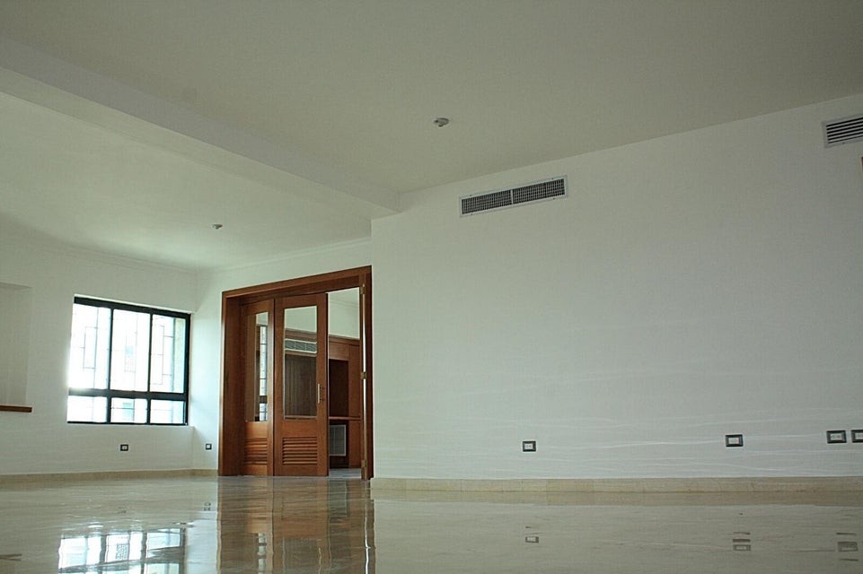 apartamentos - Apartamento en alquiler #24-1613 aire acondicionado, línea blanca, seguridad.