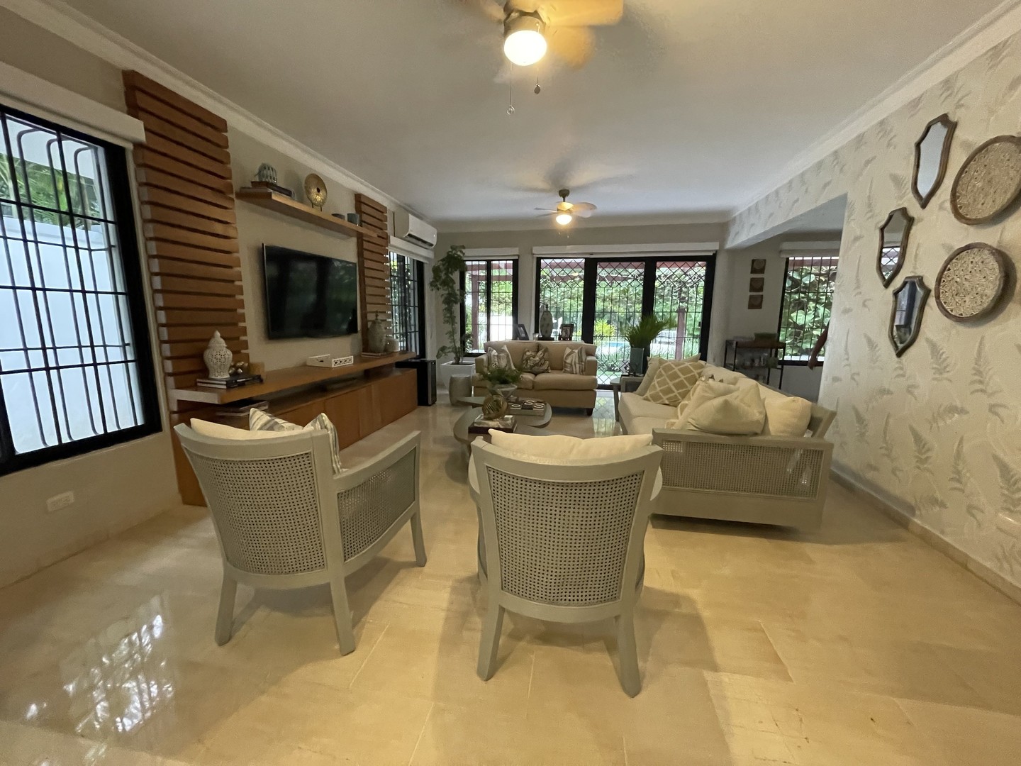 casas - Cuesta Hermosa ll amplia casa venta y alquiler de 4 habitaciones  6