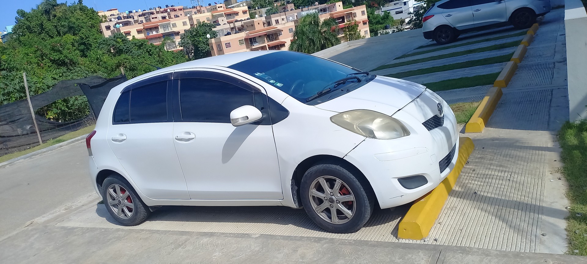 carros - Toyota vitz 2010 5