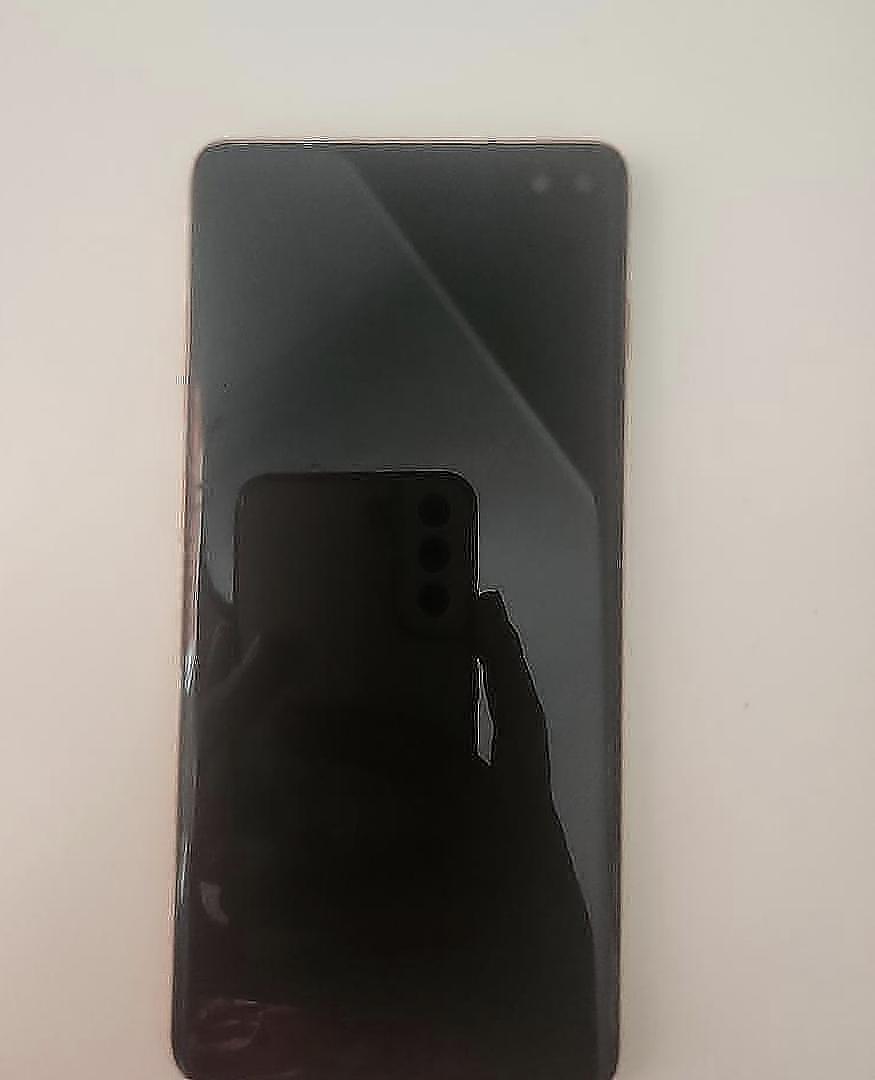 celulares y tabletas - Samsung Galaxy S10+ 1