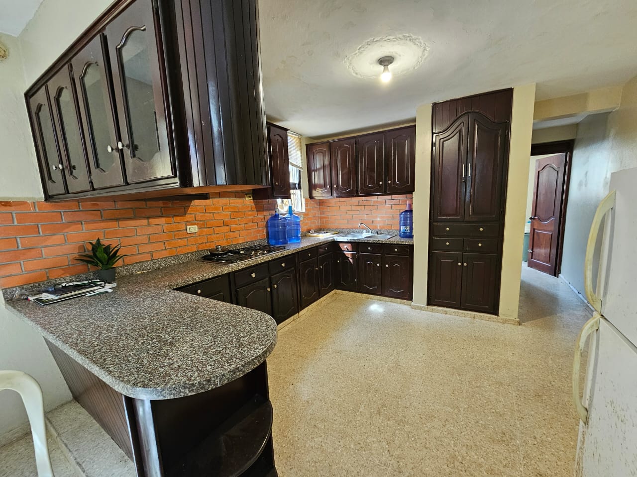 casas - Casa con ApartaEstudio y Locales Comerciales en San Francisco de Macorís Macoris 8