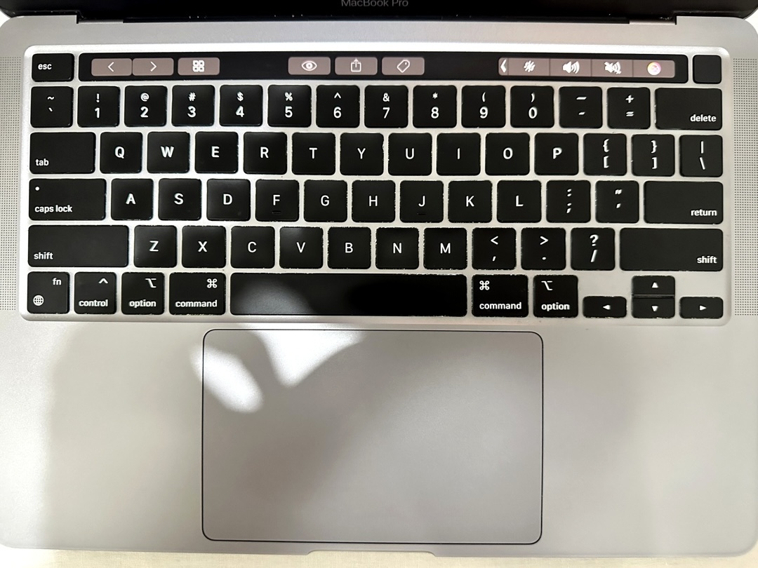 computadoras y laptops - MacBook Pro 13” M1 (2020) – Excelente estado 2
