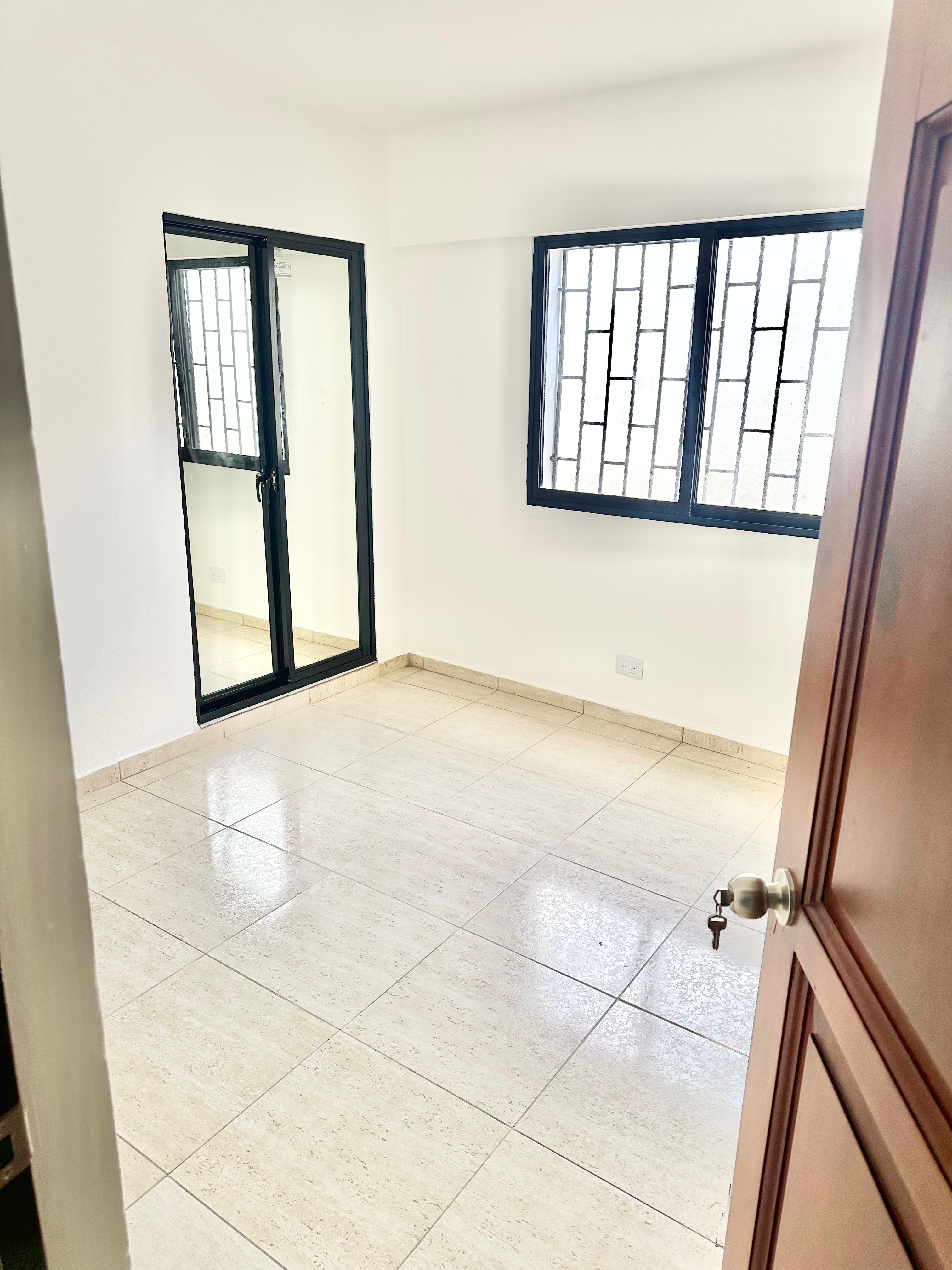 apartamentos - Apartamento 3 habitaciones. Km. 13 Autopista Duarte, Edificio Mora II 5