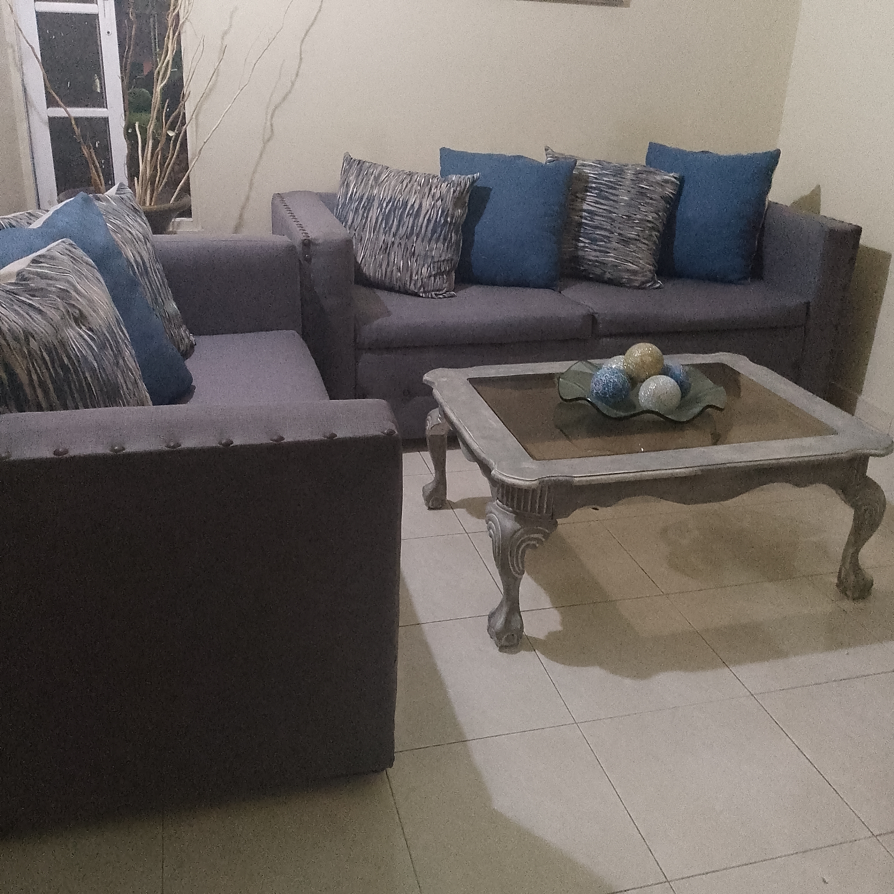 muebles y colchones - Muebles de sala tapizado en gris oscuro 