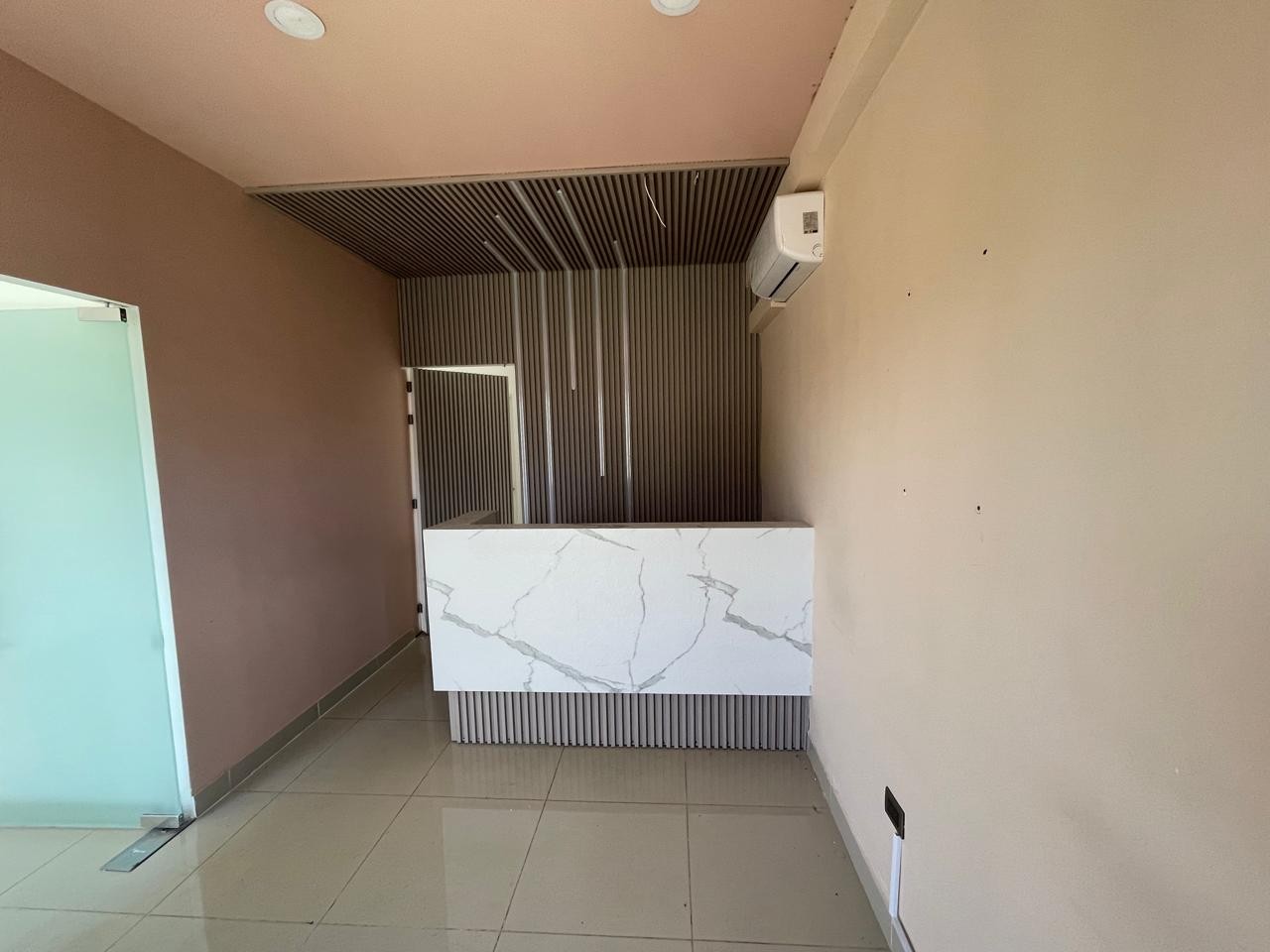 oficinas y locales comerciales - ALQUILER de local para odontología 4